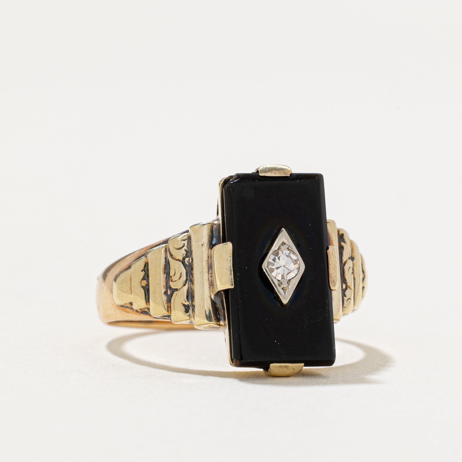 Onyx & Diamond Textured Ring - 2.50ct Black Onyx & 0.01ct Diamond - Size 4.5 - Elegant Stackable Ring for Women - Perfect for Weddings, Anniversaries & Special Occasions