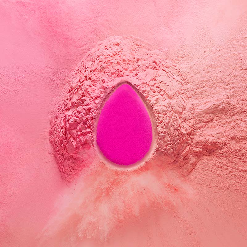 Beautyblender Power Pocket Puff™ - Makeup Sponge for Flawless Foundation & Concealer Application - Perfect for Travel & On-The-Go Touch Ups