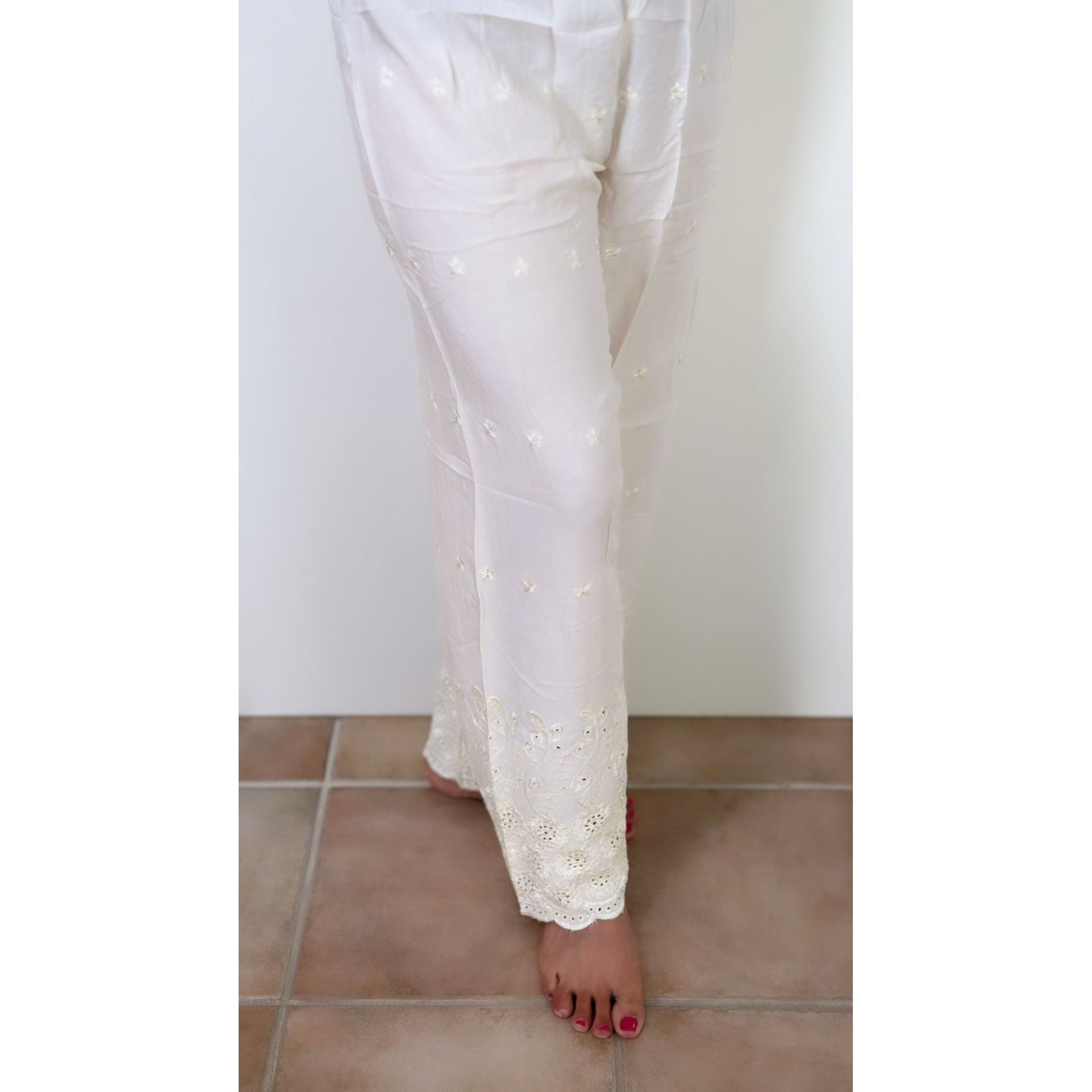 Comfortable Hakoba Cotton Pants for Women - Soft & Breathable Casual Lounge Pants - Perfect for Yoga, Home Wear & Relaxation