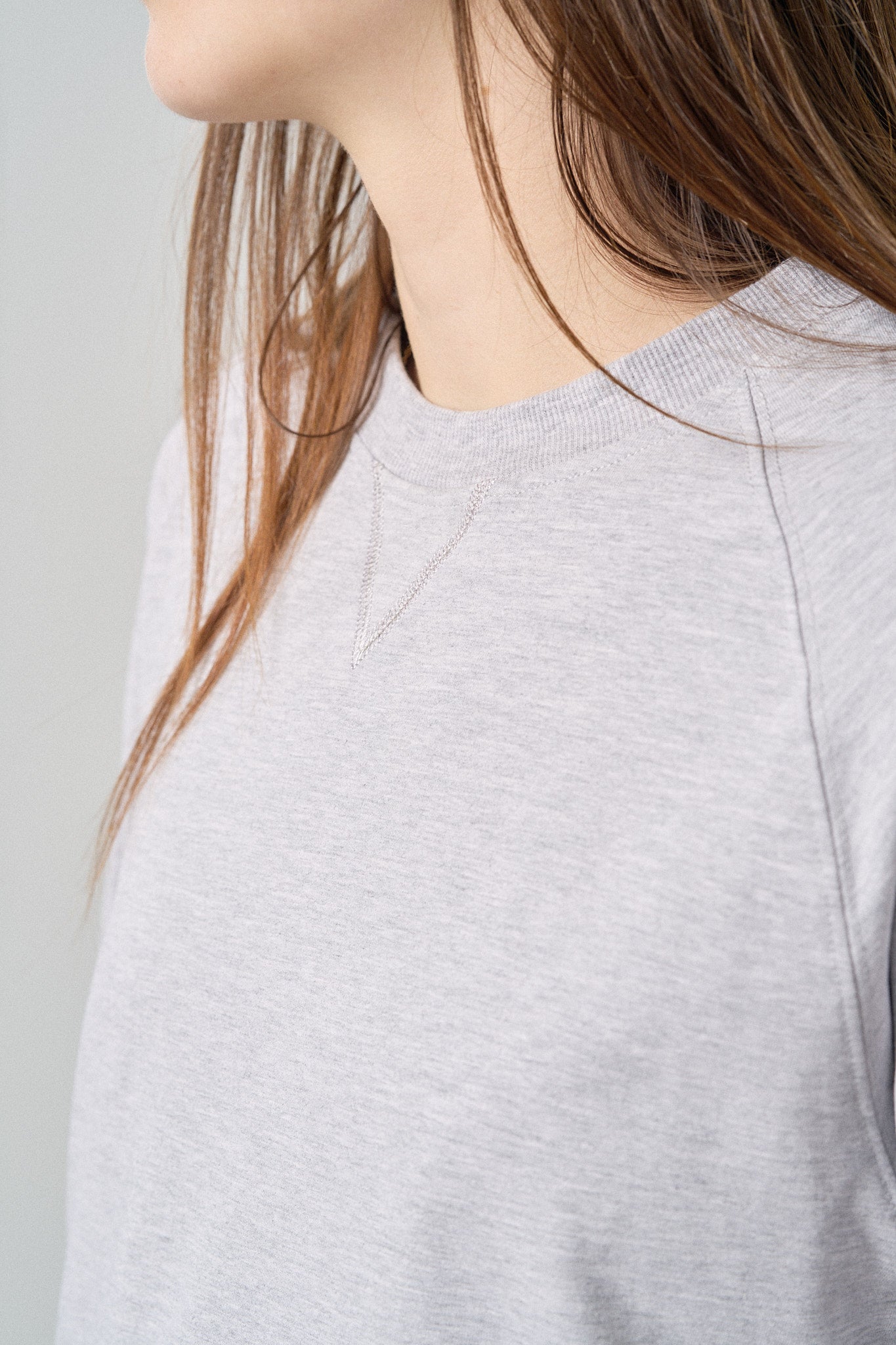 Stylish Grey Pullover for Adults - Cozy & Comfortable Sweatshirt for Casual Wear, Lounge & Outdoor Activities