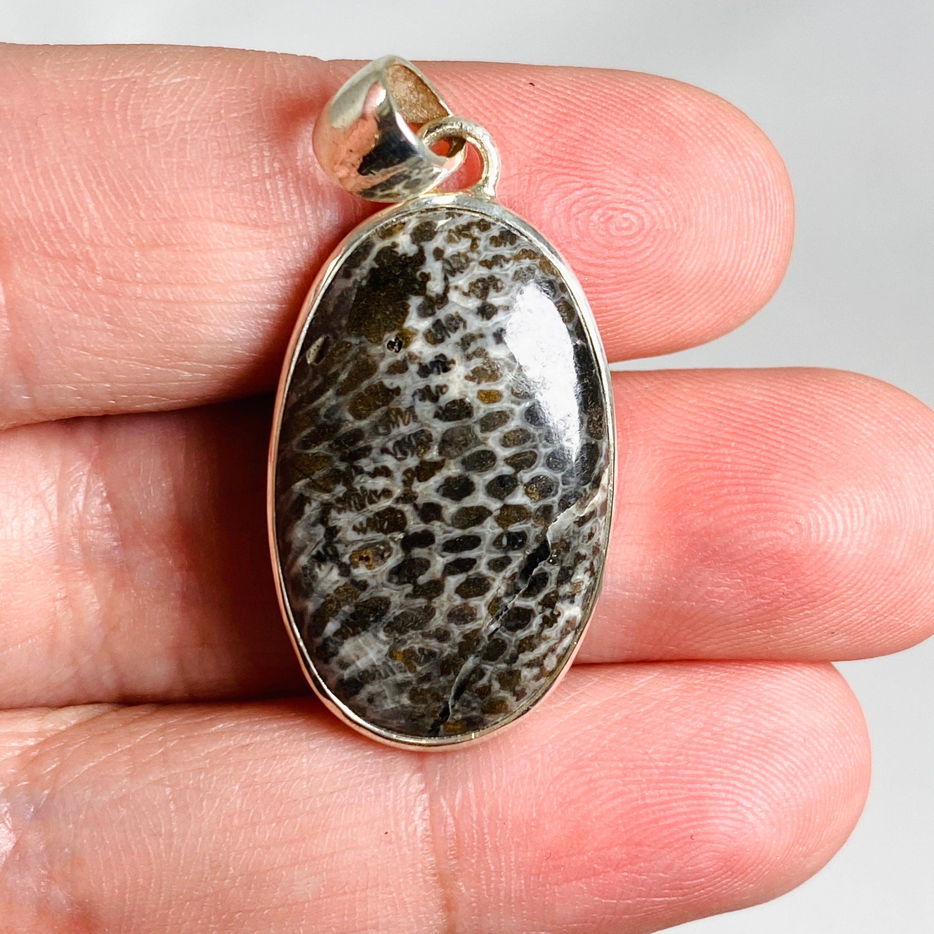 Black Fossilized Coral Oval Pendant Necklace KPGJ3130 - Elegant Jewelry for Women, Perfect for Parties, Weddings & Special Occasions