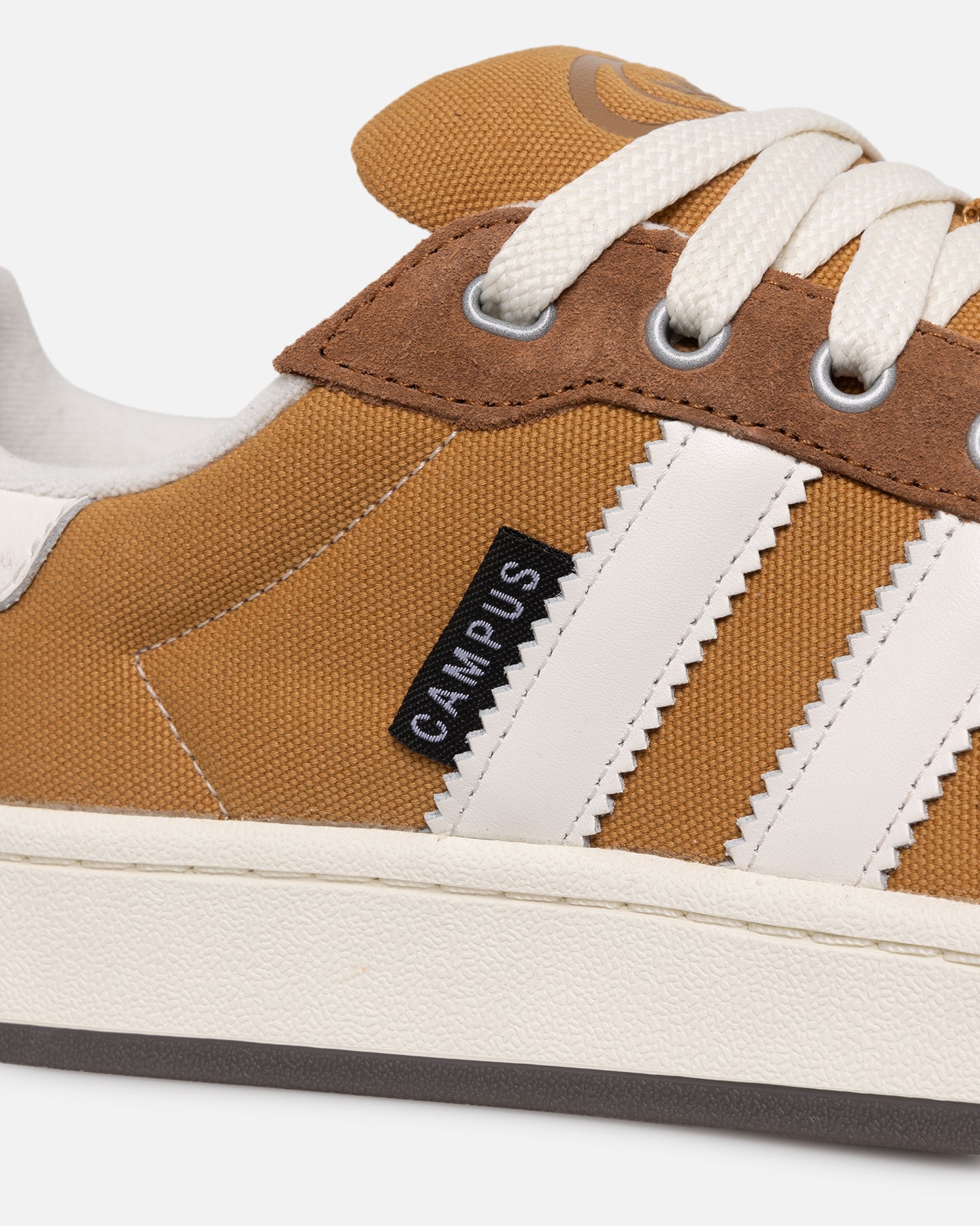 Adidas Campus 00s Sneakers - Mesa/Core White/Wild Brown - Retro Running Shoes for Men & Women - Perfect for Casual Wear, Street Style & Everyday Comfort