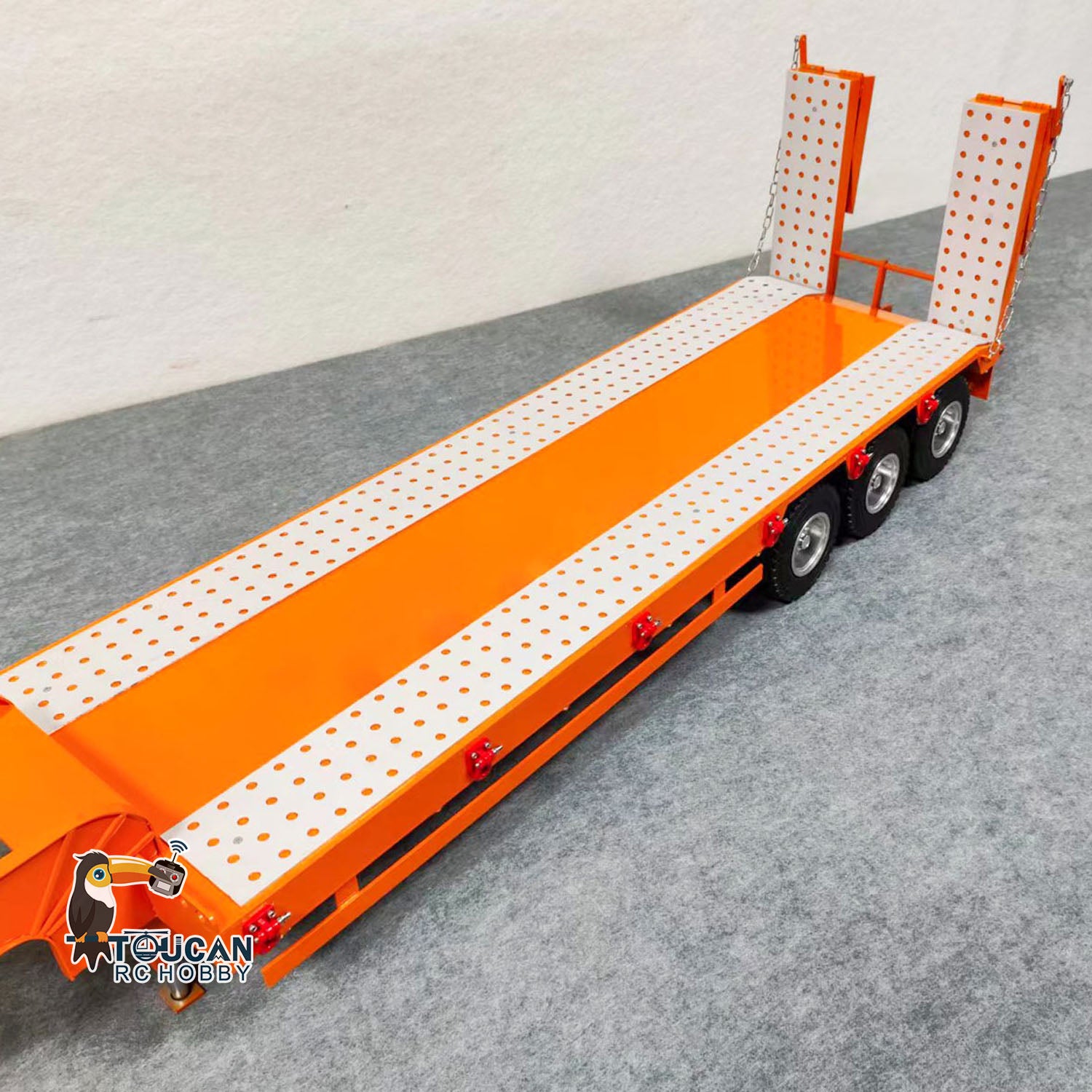1/14 Scale 3 Axles Metal RC Trailer with Electric Tailboard - Compatible with RC Tractor, Radio Controlled Trucks & Electric Cars - Perfect for Off-Road Hauling & Construction Simulation