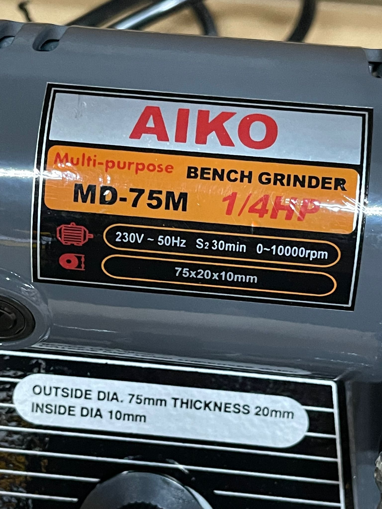 200W Mini Bench Grinder with 3 Grinding Wheels - Aiko BG MD75M for Metal Polishing, Sharpening & DIY Projects