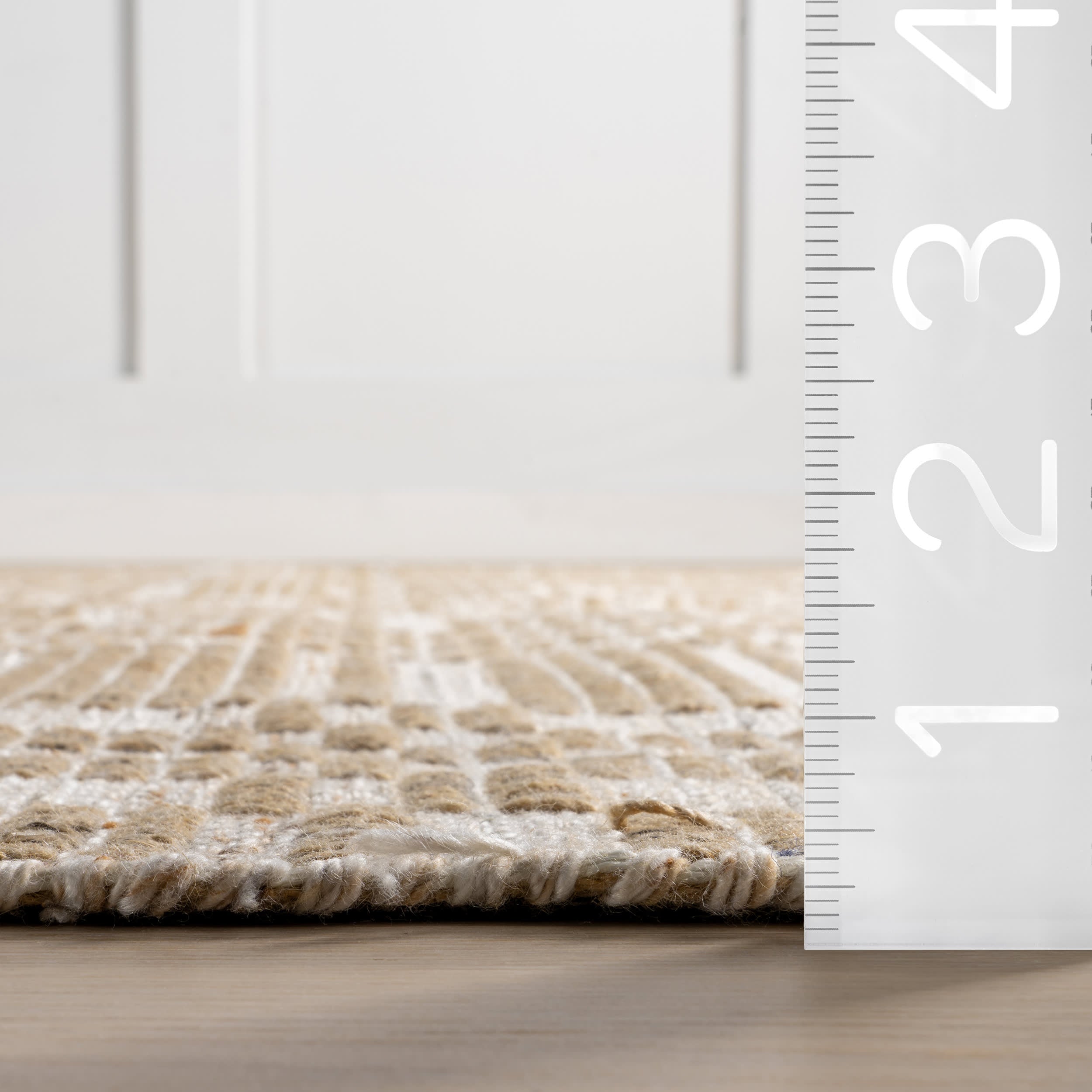 Modern Austin Geometric Area Rug in Beige - Perfect for Living Room, Bedroom & Office Decor