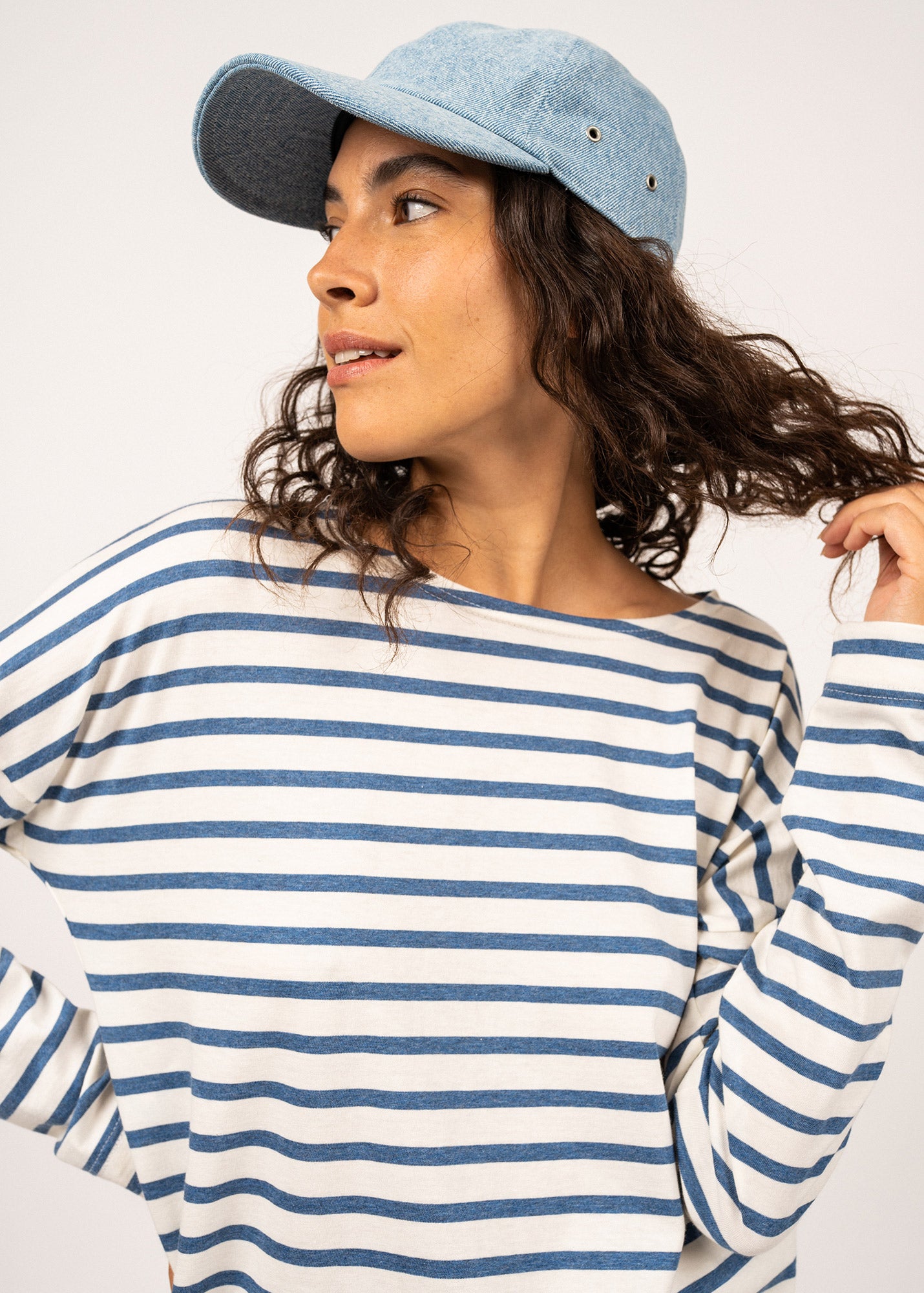 Classic Cotton Baseball Cap - Light Denim Adjustable Dad Hat for Men & Women - Perfect for Outdoor Sports, Casual Wear & Sun Protection