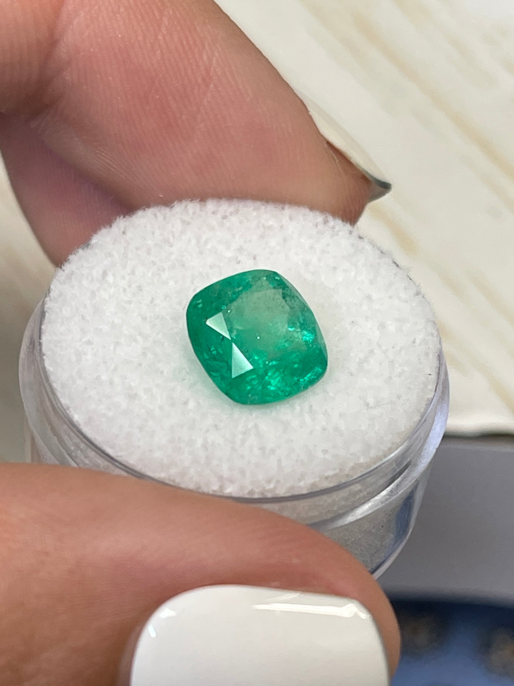 3.48 Carat 9.5x9mm Natural Colombian Emerald Loose Gemstone - Cushion Cut Earthy Green Color for Jewelry Making, Engagement Rings & Collector's Pieces
