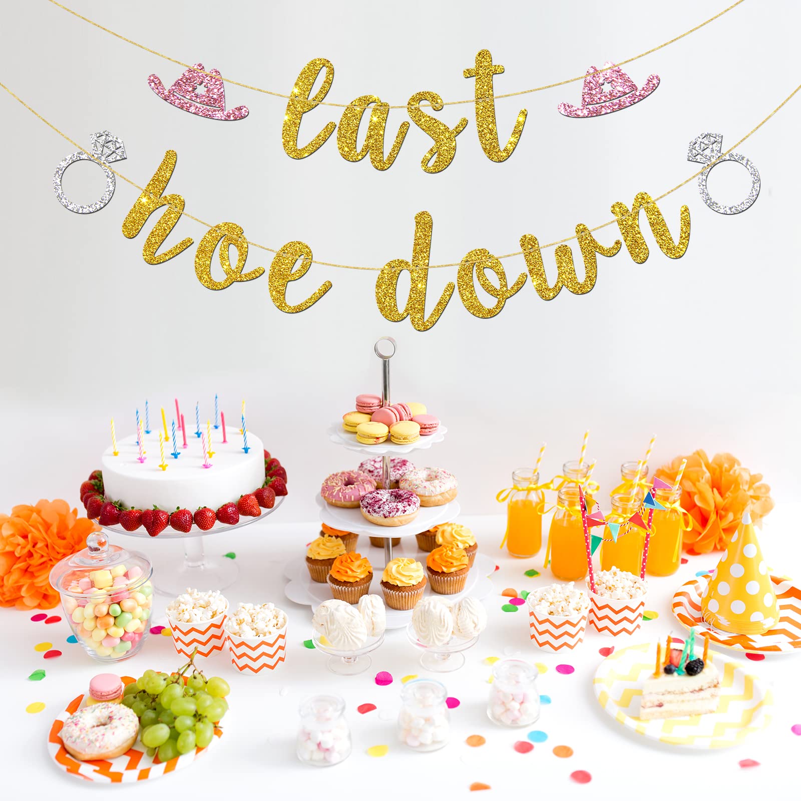 INNORU Last Hoe Down Banner - Western Themed Bachelorette Party Decorations, Cowgirl Wedding & Engagement Decor with Gold Glitter | Perfect for Country Themed Celebrations, Bridal Showers & Rustic Weddings