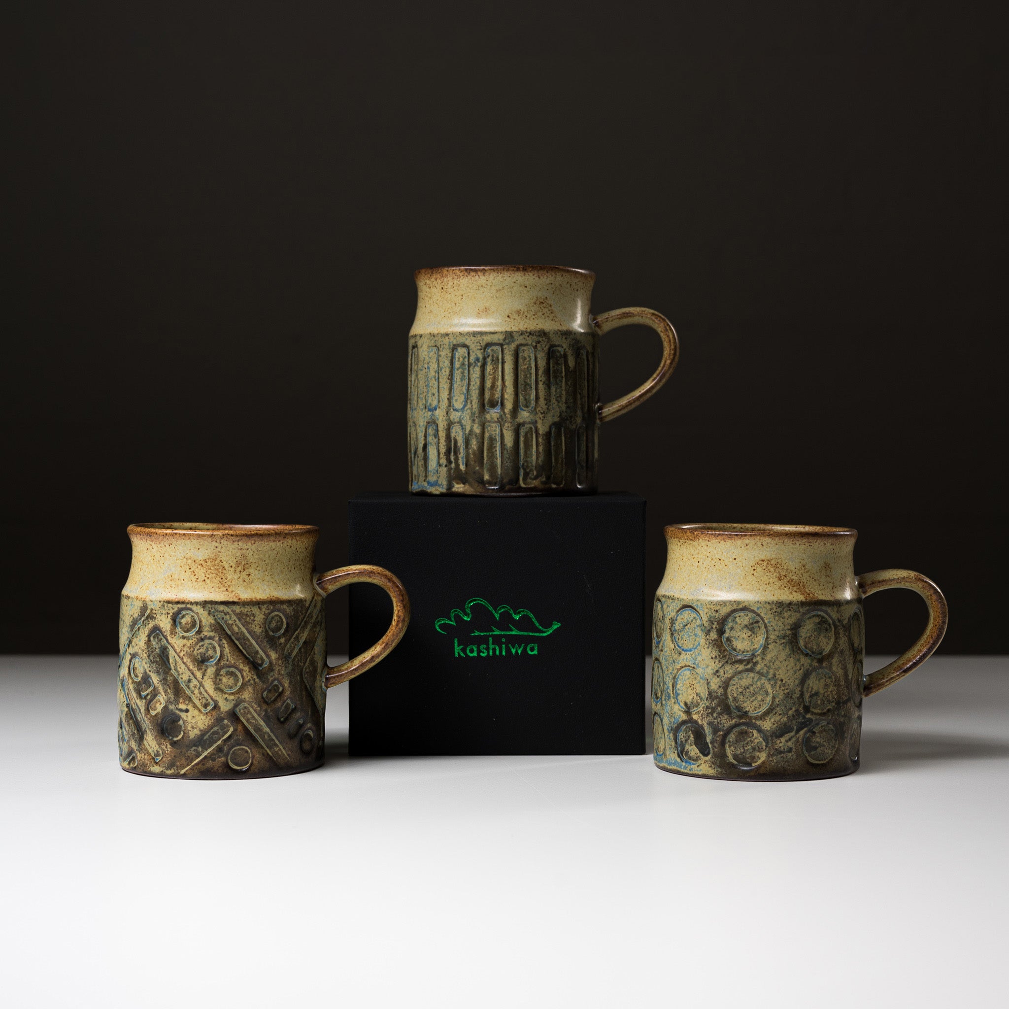 Seto Ware KASHIWA Vertical Line Ceramic Mug Cup - 270ml (9oz) Japanese Tea Coffee Cup - Perfect for Home, Office & Gift Giving