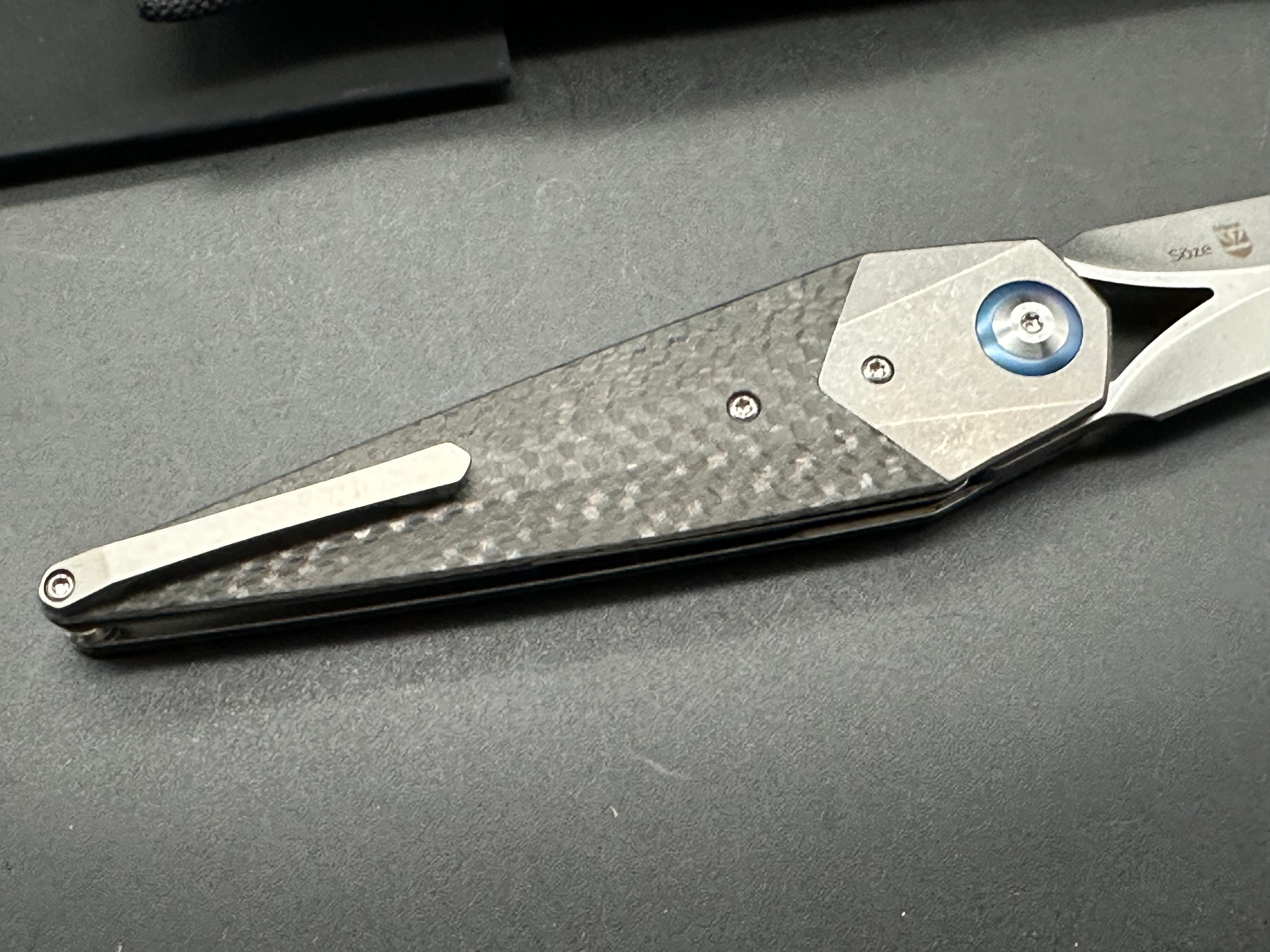 Kizer Soze Grey Titanium Frame & Bolster Folding Knife with Carbon Fiber Handle - S35VN Dagger Satin Blade - EDC, Outdoor, Camping, Survival, Tactical Gear