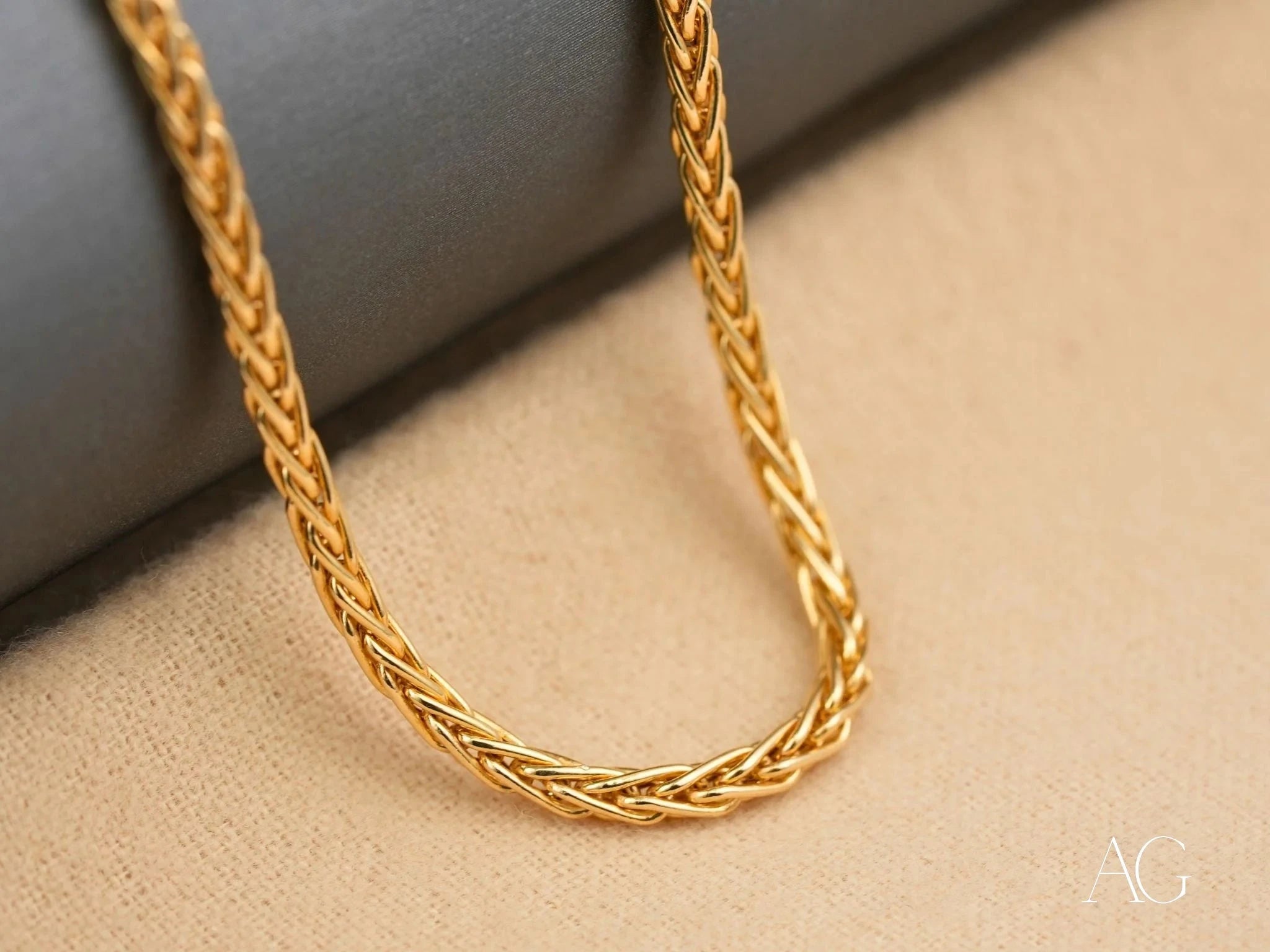 18K Gold Round Spiga Chain Necklace - 3.2mm Italian Style Weave for Women, Men | Perfect for Layering, Gift Giving & Everyday Wear