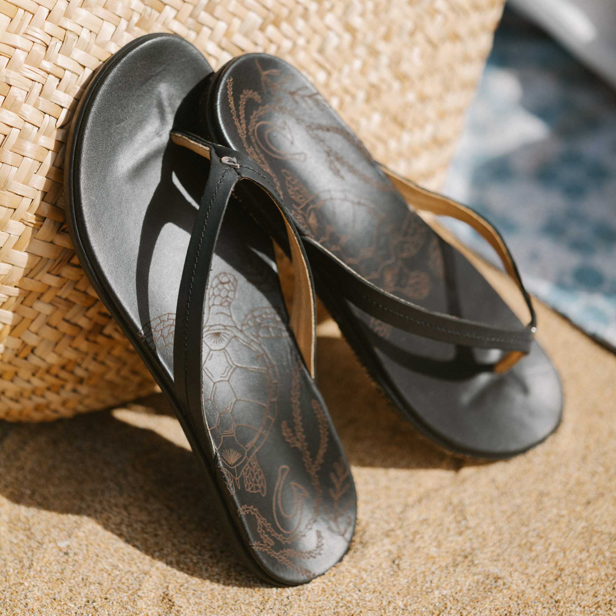 Honu Women's Leather Beach Sandals - Black | Comfortable Flip Flops for Summer, Vacation & Casual Wear