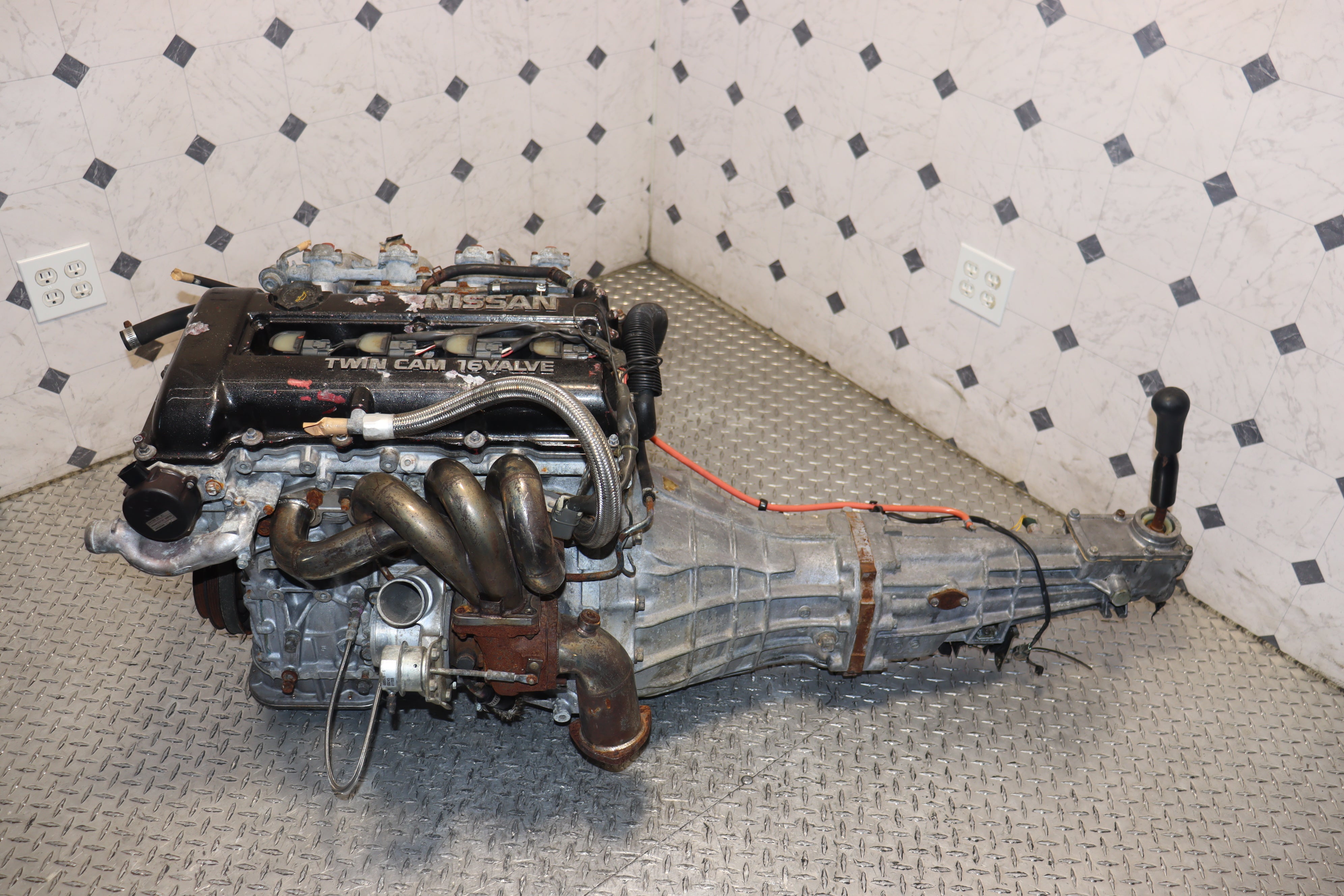 JDM SR20DET Redtop Engine with 5-Speed Manual Transmission for Nissan S13 Silvia 240SX - High Performance Turbocharged Engine Upgrade for Drift & Track Racing