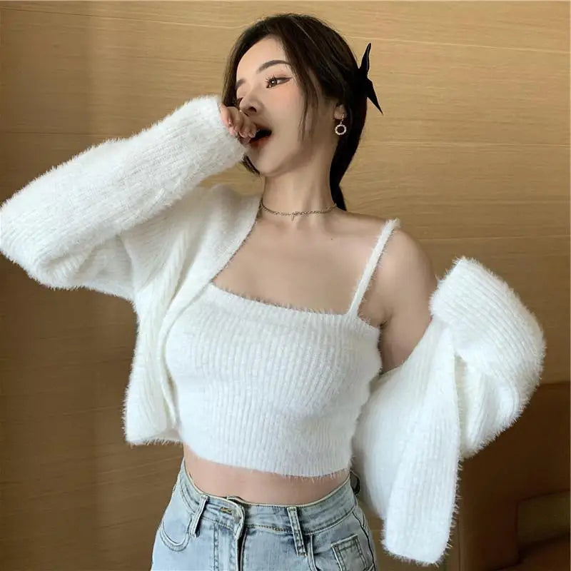 Soft & Cozy Women's Knitted Sweater - Warm Winter Pullover for Casual Outfits & Layering