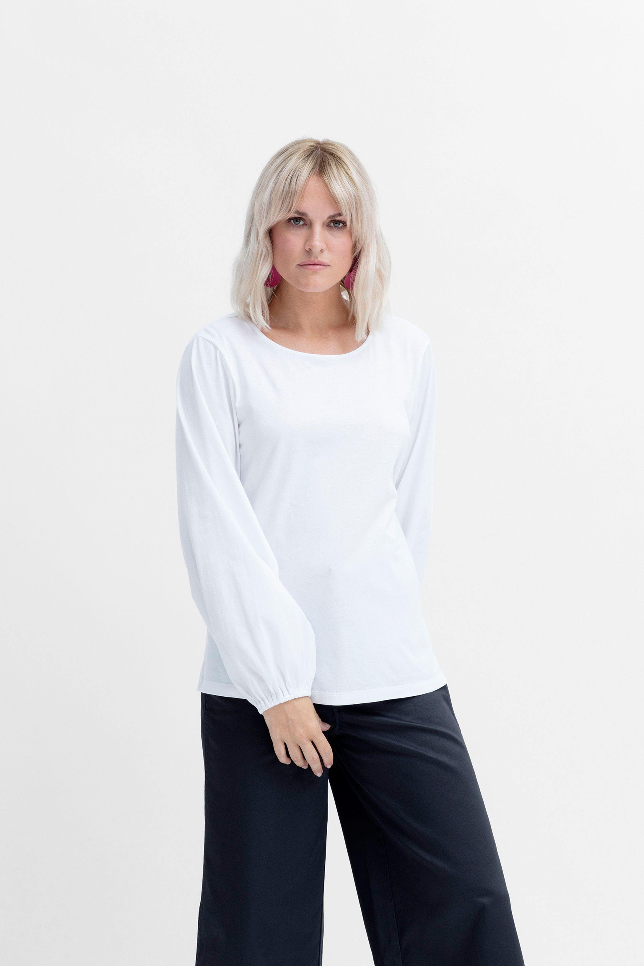 ELK Maja Women's Organic Cotton T-Shirt - Soft Breathable Eco-Friendly Casual Top for Everyday Wear & Outdoor Activities