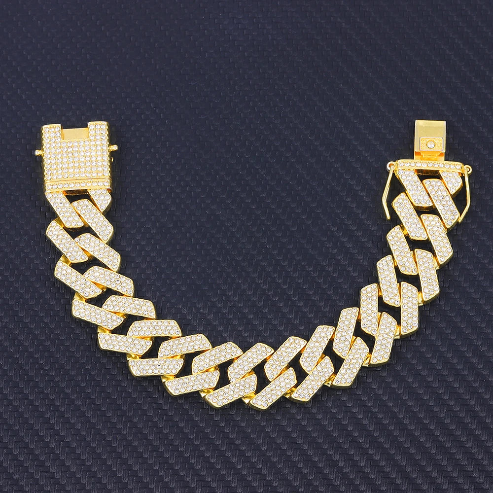 Elegant Luxury Bracelet for Women - Gold & Silver Fashion Jewelry - Perfect for Parties, Weddings & Everyday Wear