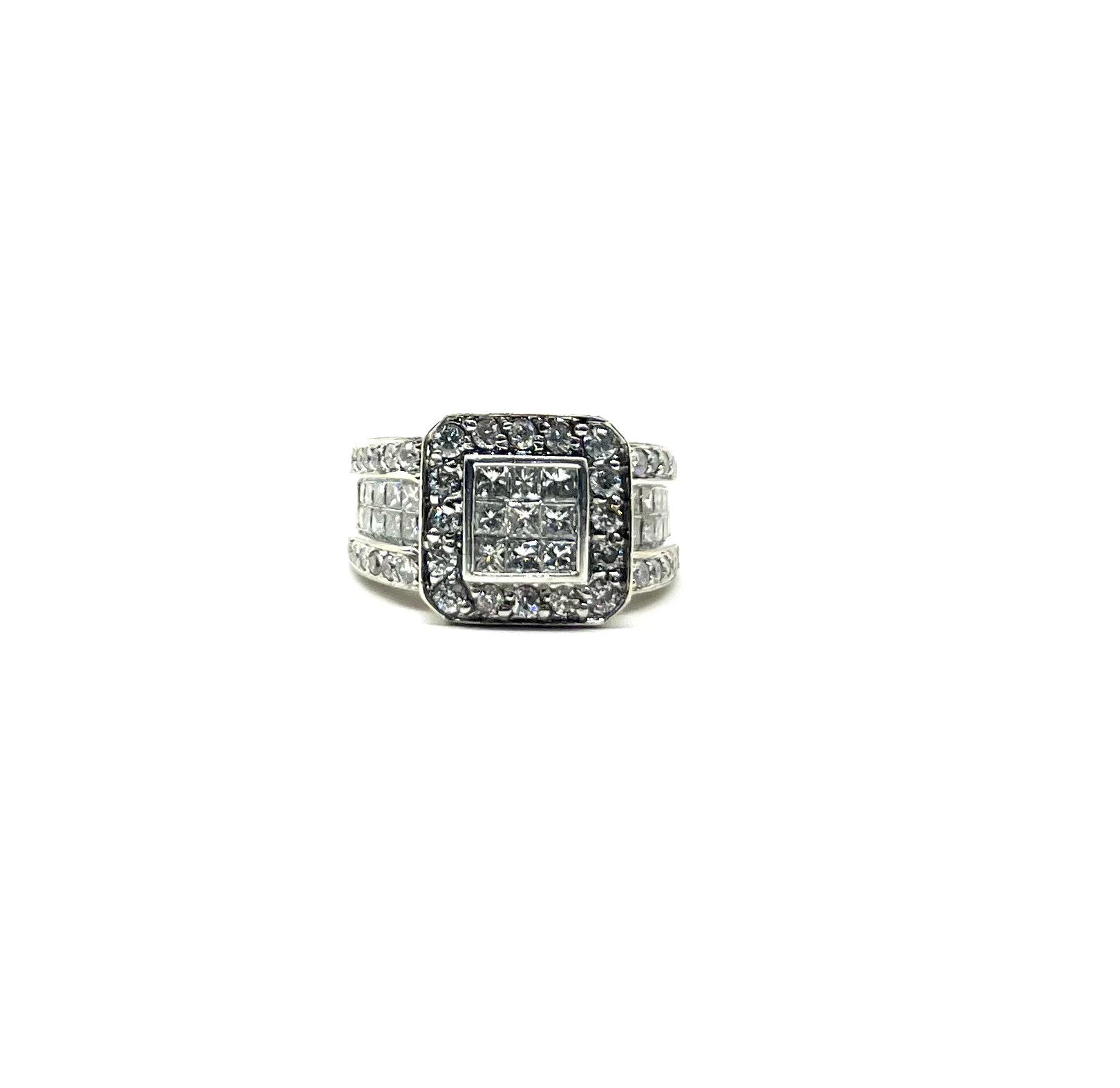 2.50ctw White Gold Invisible Set Diamond Halo Engagement Ring for Women - Perfect for Proposals, Anniversaries & Special Occasions
