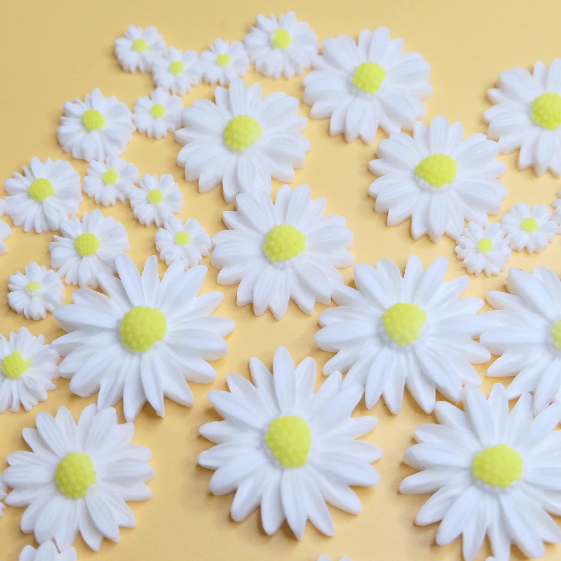 50 Pcs Small White Resin Daisy Flowers for DIY Crafts, Scrapbooking, Party Decorations - Flatback No Hole Design - Perfect for Home Decor, Wedding Centerpieces, Gift Wrapping & Card Making