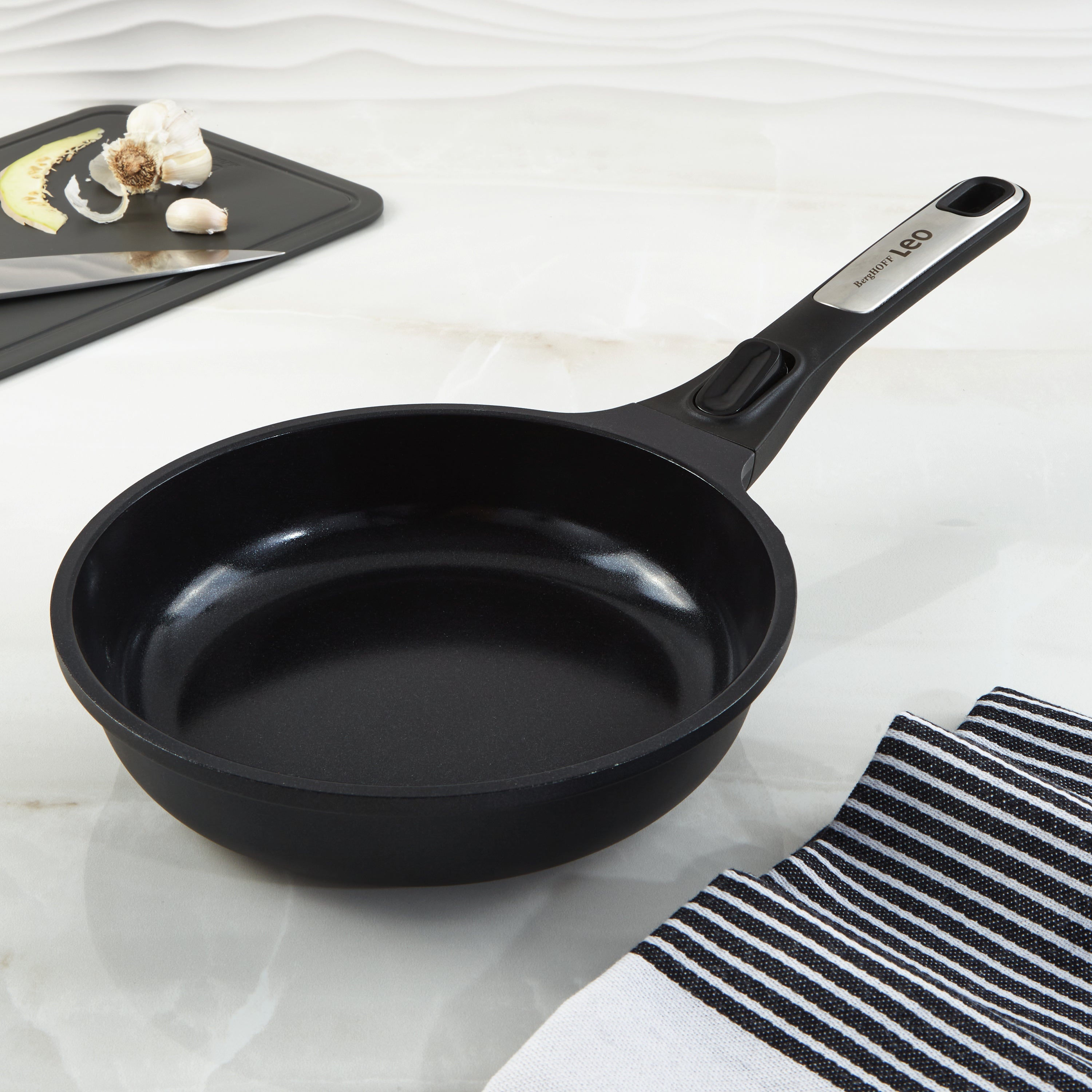 BergHOFF Leo Phantom Nonstick Ceramic 8-Inch Frying Pan with Recycled Aluminum - Perfect for Sauteing, Frying & Healthy Cooking