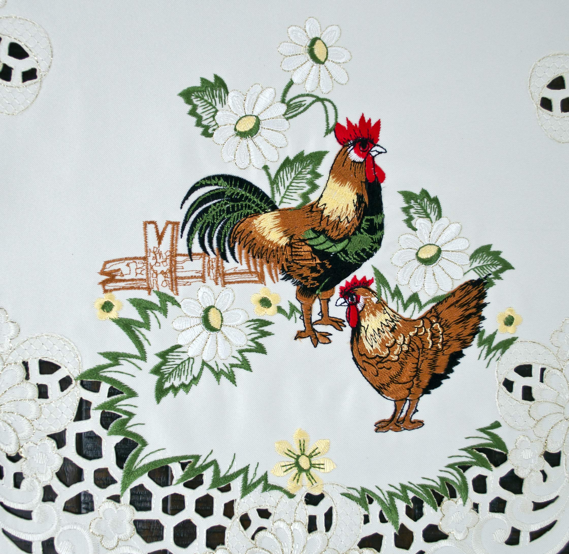 Embroidered Rooster Farmhouse Table Runner - Country Chic Lace Decor for Dining Table, Coffee Table or Dresser (15x54 Inches) - Perfect for Rustic Home Decor, Kitchen Decor and Farmhouse Style Weddings