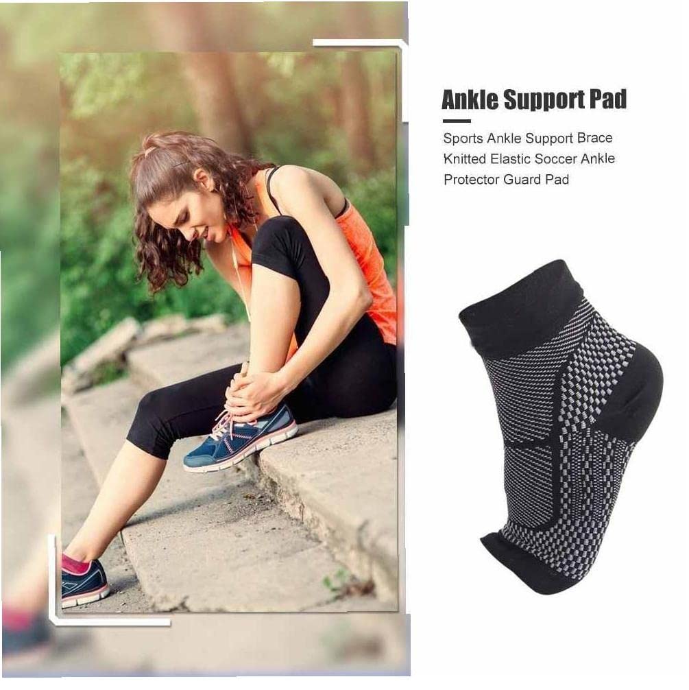 Plantar Fasciitis Socks for Men & Women - Compression Foot Sleeves for Sports, Arthritis Pain Relief & Ankle Support - Black (1 Pair) - Ideal for Running, Walking & Everyday Comfort