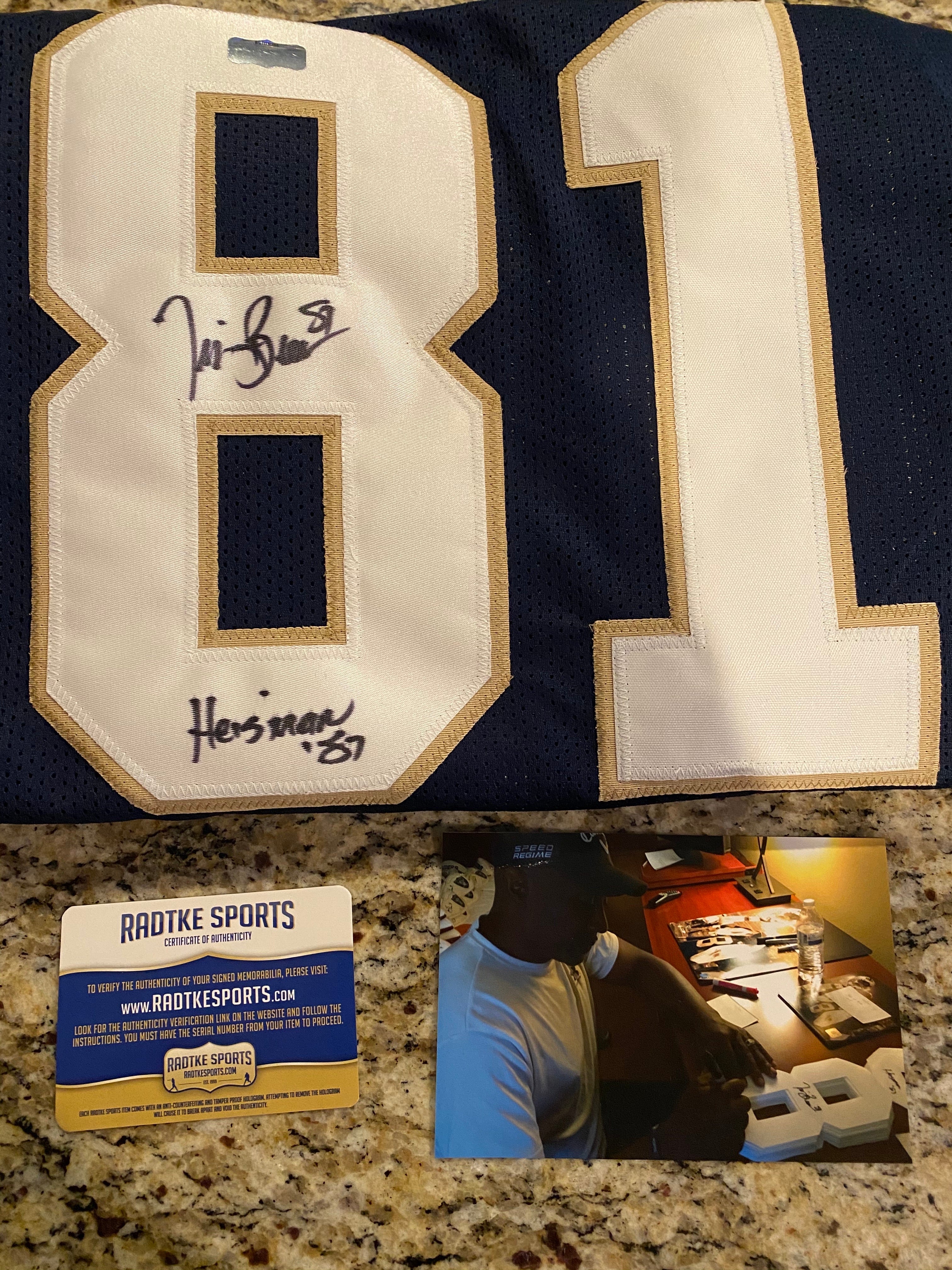 Tim Brown Autographed Notre Dame Football Jersey with Heisman 87 Inscription - Perfect for Sports Memorabilia Collectors and Fighting Irish Fans
