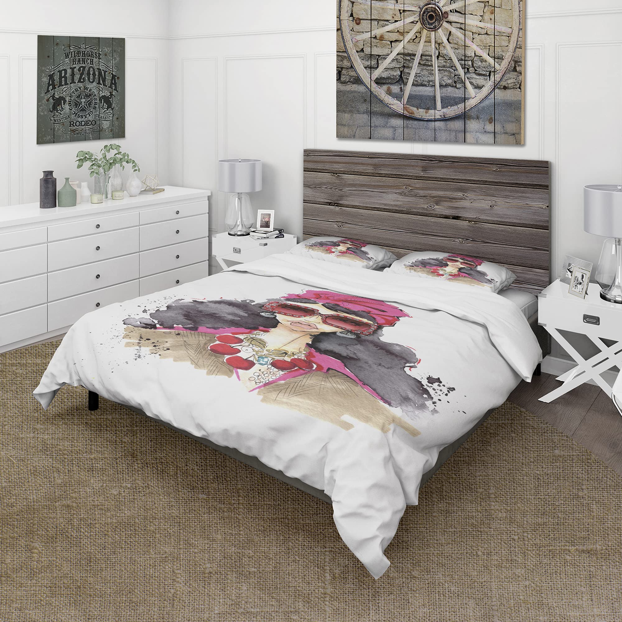 Trendy Girl in Sunglasses Modern Duvet Cover Set - King Size White Contemporary Bedding 3-Piece Set for All Seasons | Perfect for Master Bedroom, Guest Room & Dorm Decor