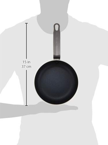 Endoshoji TKG AHLAB01 7.5 Inch Non-Stick Frying Pan - 4.0mm Thick Carbon Steel Skillet for Home & Professional Cooking - Perfect for Eggs, Pancakes & Stir Fry (19cm Diameter, Durable Japanese Kitchenware)