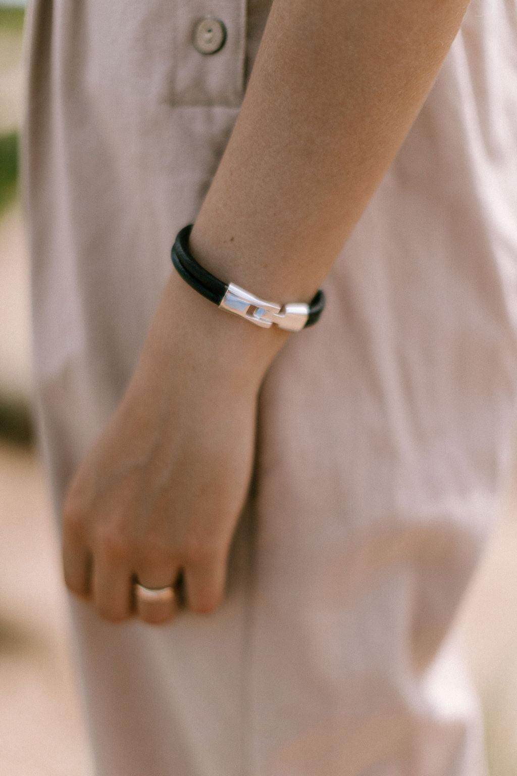 Corso Link Bracelet for Men & Women - Black Stainless Steel Adjustable Chain Bracelet - Perfect for Casual, Business & Formal Wear
