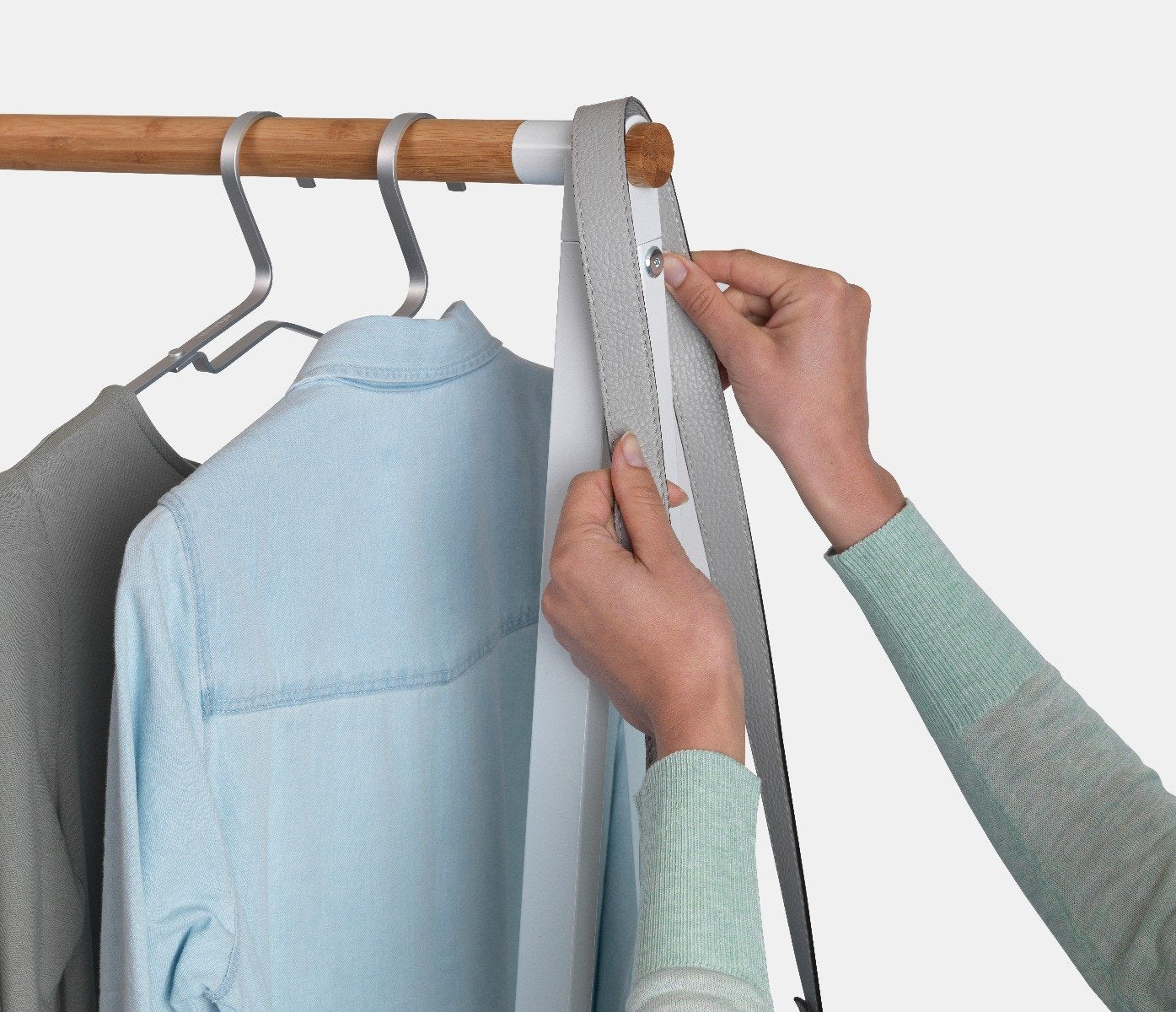 Stylish Linn Clothes Rack - Space-Saving Small & Large Size for Bedroom, Closet & Laundry Room Organization