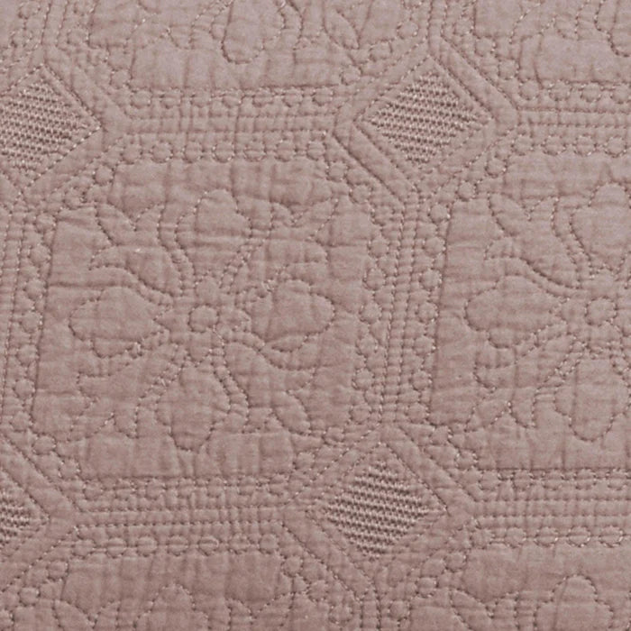 Corrington Cotton Reversible Floral Embroidered Geometric Quilt Set - Queen Size Bedding with Matching Pillow Shams - Perfect for Master Bedroom, Guest Room & Cozy Home Decor