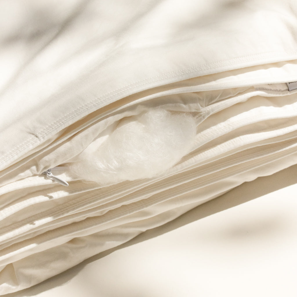 Premium Mulberry Silk Pillowcase & Bamboo Sheets Set - Ultra Soft, Breathable & Hypoallergenic Bedding for Luxurious Sleep - Perfect for Hot Sleepers, Sensitive Skin & Eco-Friendly Home Decor