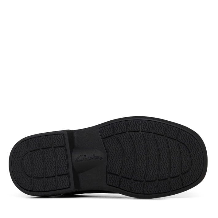 **CLARKS Junior Discovery Black Leather Shoes for Boys & Girls – Comfortable & Durable Kids' Casual Shoes for School, Play & Everyday Wear**