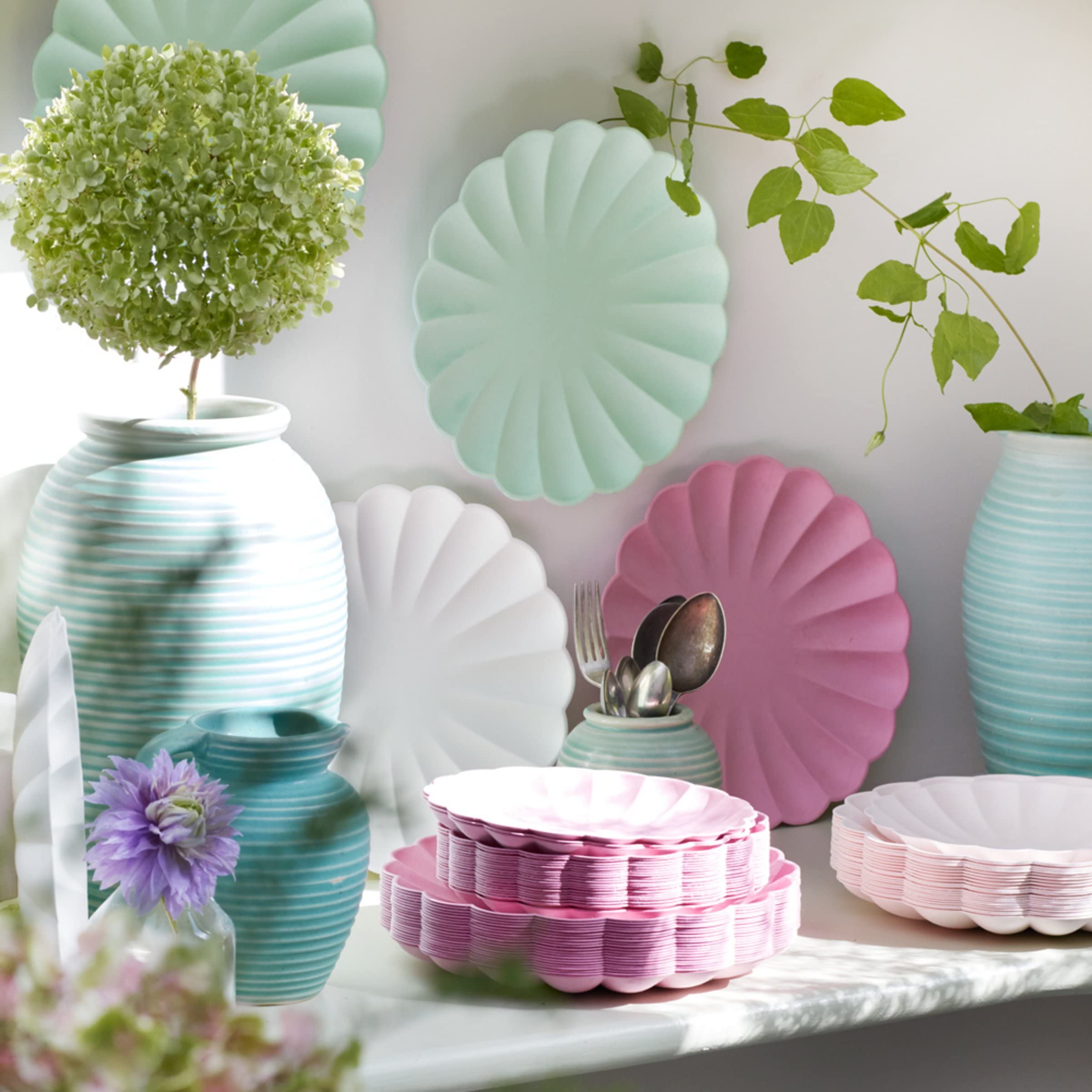 Eco-Friendly Compostable Party Plates - Pack of 8 Biodegradable Disposable Plates for Birthday, Wedding & Special Occasions | Perfect for Outdoor Picnics, Baby Showers & Sustainable Celebrations