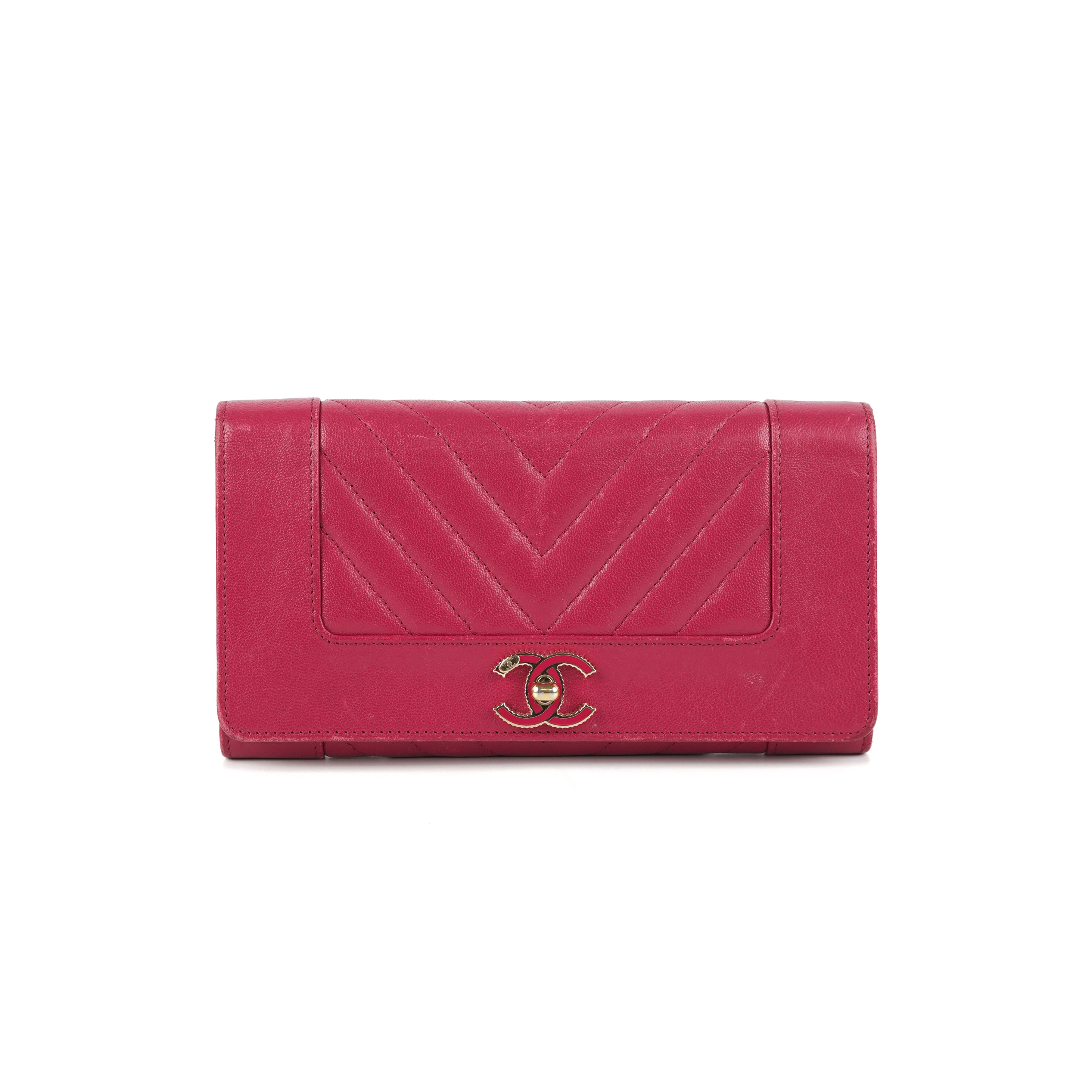 Chanel Chevron Quilted Lambskin Wallet in Pink - Luxury Designer Handbag for Women, Perfect for Everyday Use & Special Occasions