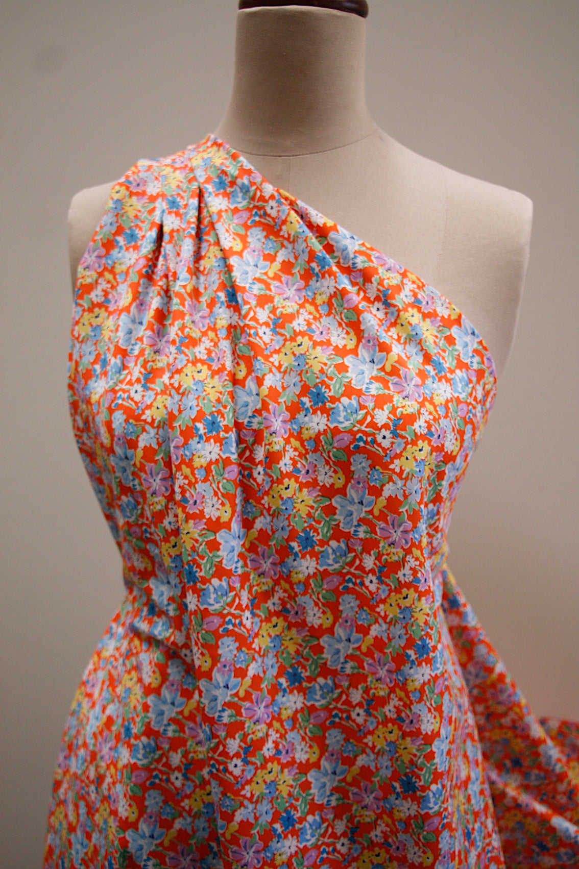 California Bloom Orange Tana Lawn Fabric - Lightweight & Vibrant Cotton for Dresses, Skirts & DIY Sewing Projects | Perfect for Summer Fashion & Home Decor