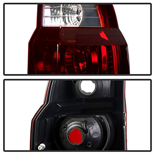 2006-2010 Jeep Commander OEM Style Rear Brake Tail Lights - Durable Replacement Lamps for Off-Roading & Night Driving Safety
