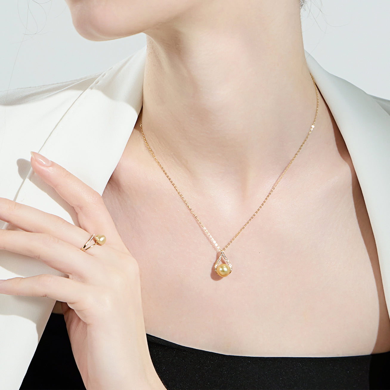 18K Solid Gold South Sea Golden Pearl Necklace - Luxury Women's Jewelry Gift for Wedding, Anniversary & Special Occasions | KN00191