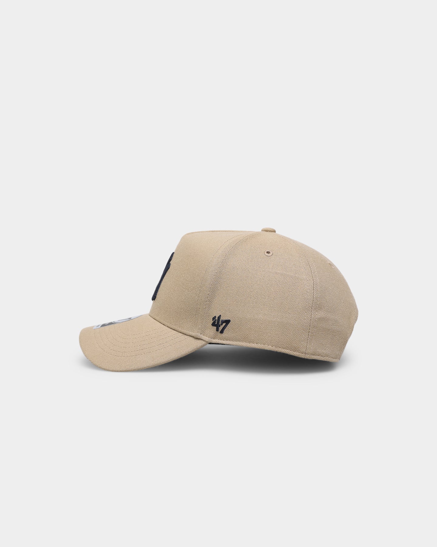 New York Yankees 'Khaki Team' MVP DT Snapback Hat - 47 Brand Official MLB Baseball Cap for Men & Women - Perfect for Games, Sports & Streetwear Fashion