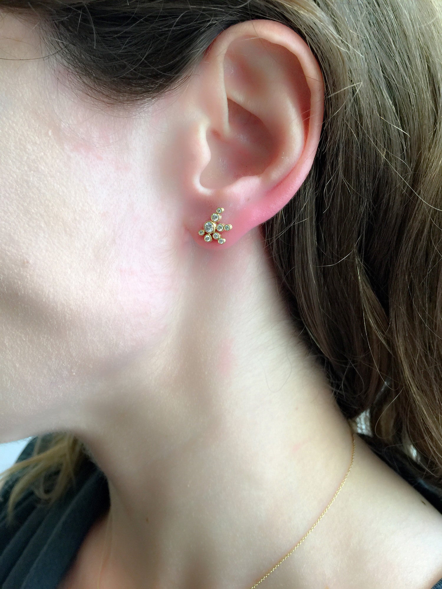 Flacon De Neige Earrings - Elegant Snowflake Dangle Earrings for Women | Perfect for Christmas, Winter Parties & Holiday Gifting