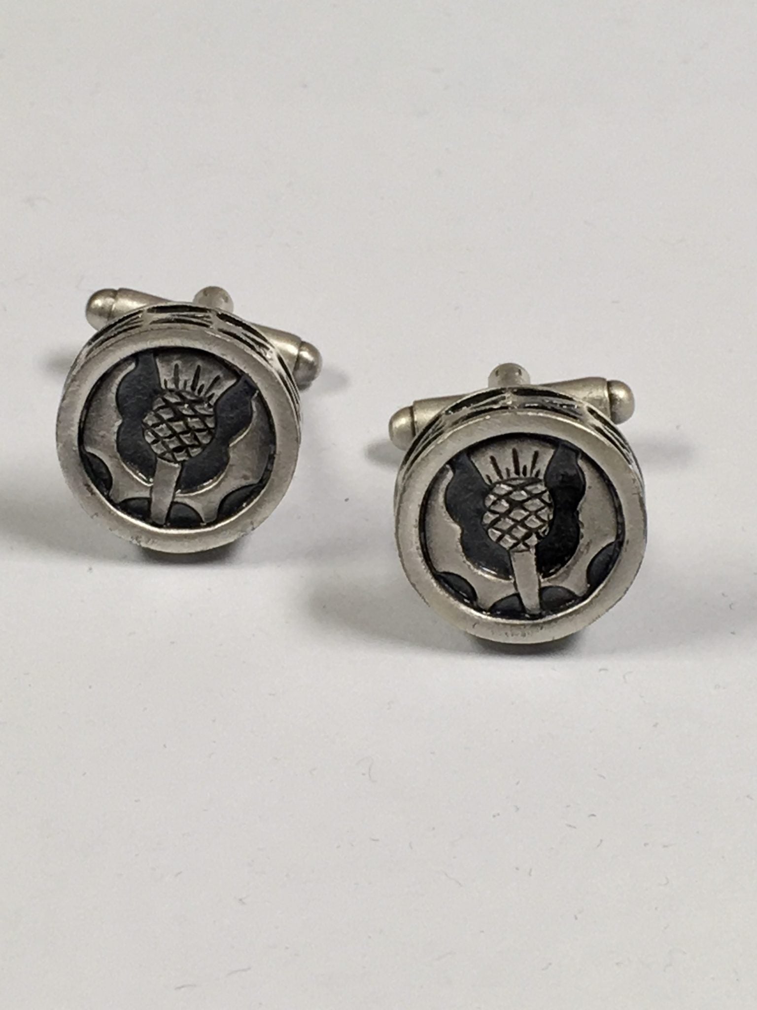 Elegant Round Thistle Cufflinks for Men - Stainless Steel Dress Shirt Accessories - Perfect for Weddings, Business Meetings & Formal Events
