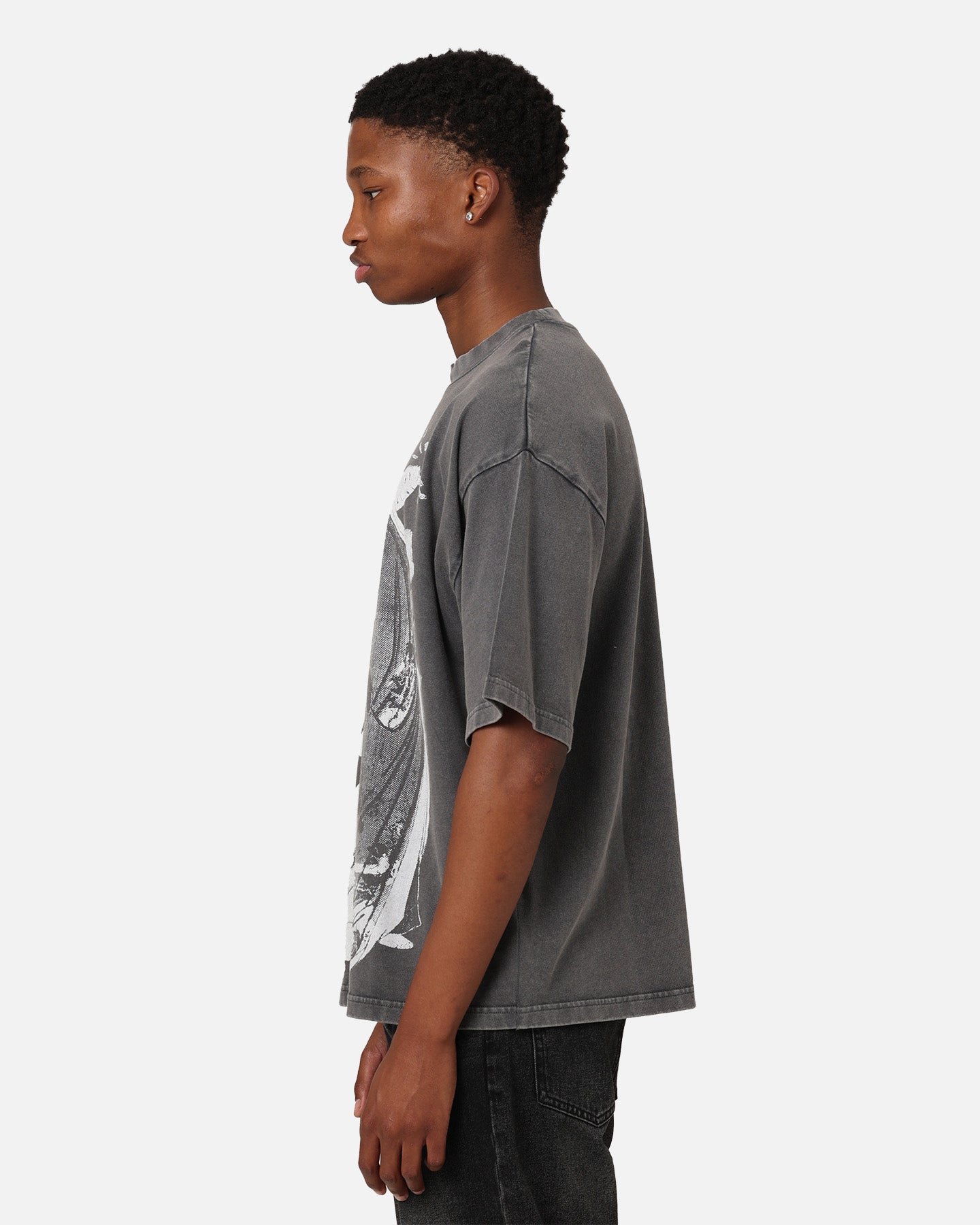404 Geisha Graphic T-Shirt for Men & Women - Charcoal Grey Cotton Tee - Anime & Japanese Culture Inspired Fashion - Perfect for Cosplay, Casual Wear & Street Style