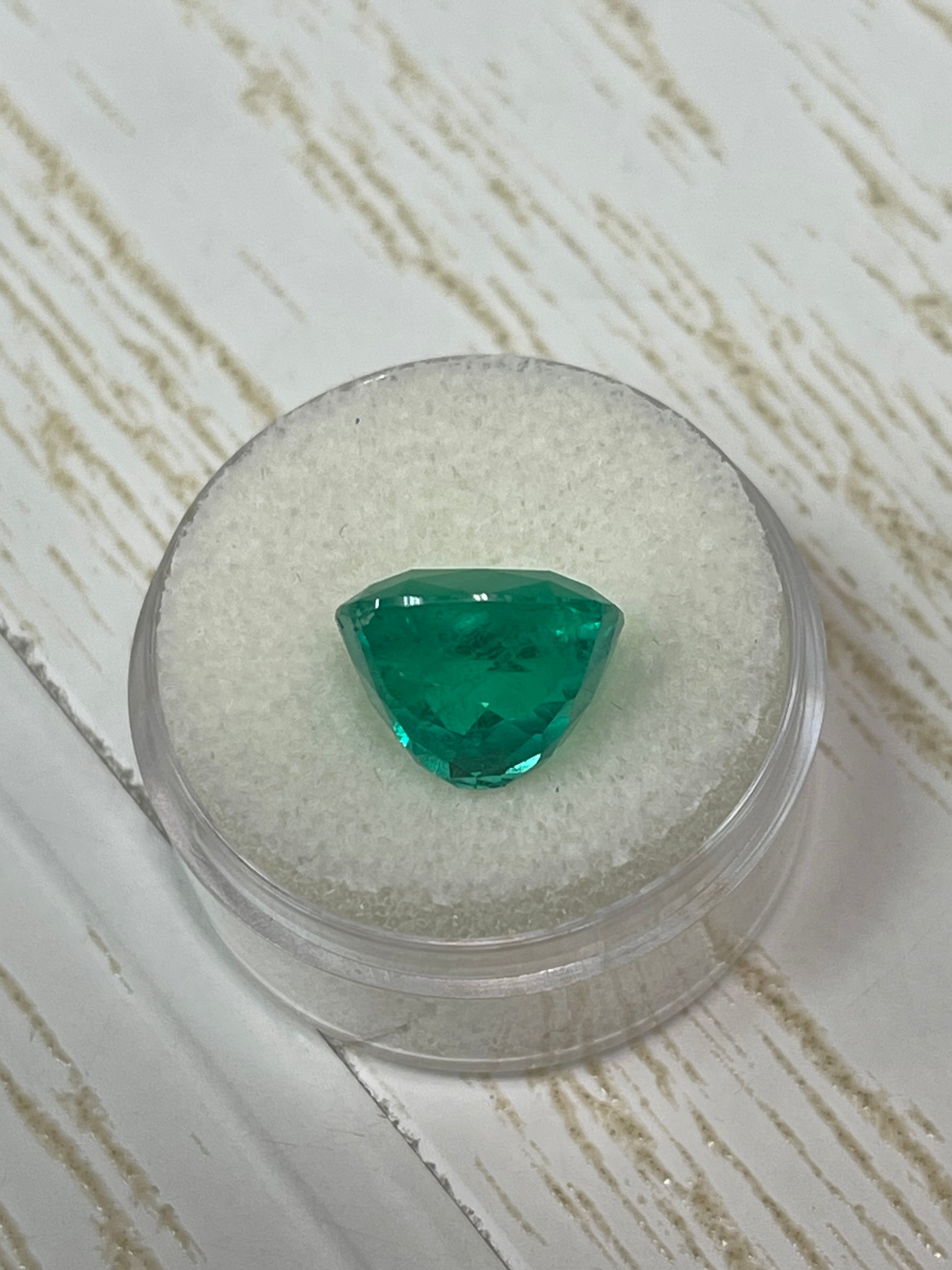 7.98 Carat Vivid Bluish Green Natural Colombian Emerald - 12x12mm Rounded Cushion Cut Loose Gemstone for Jewelry Making & Engagement Rings