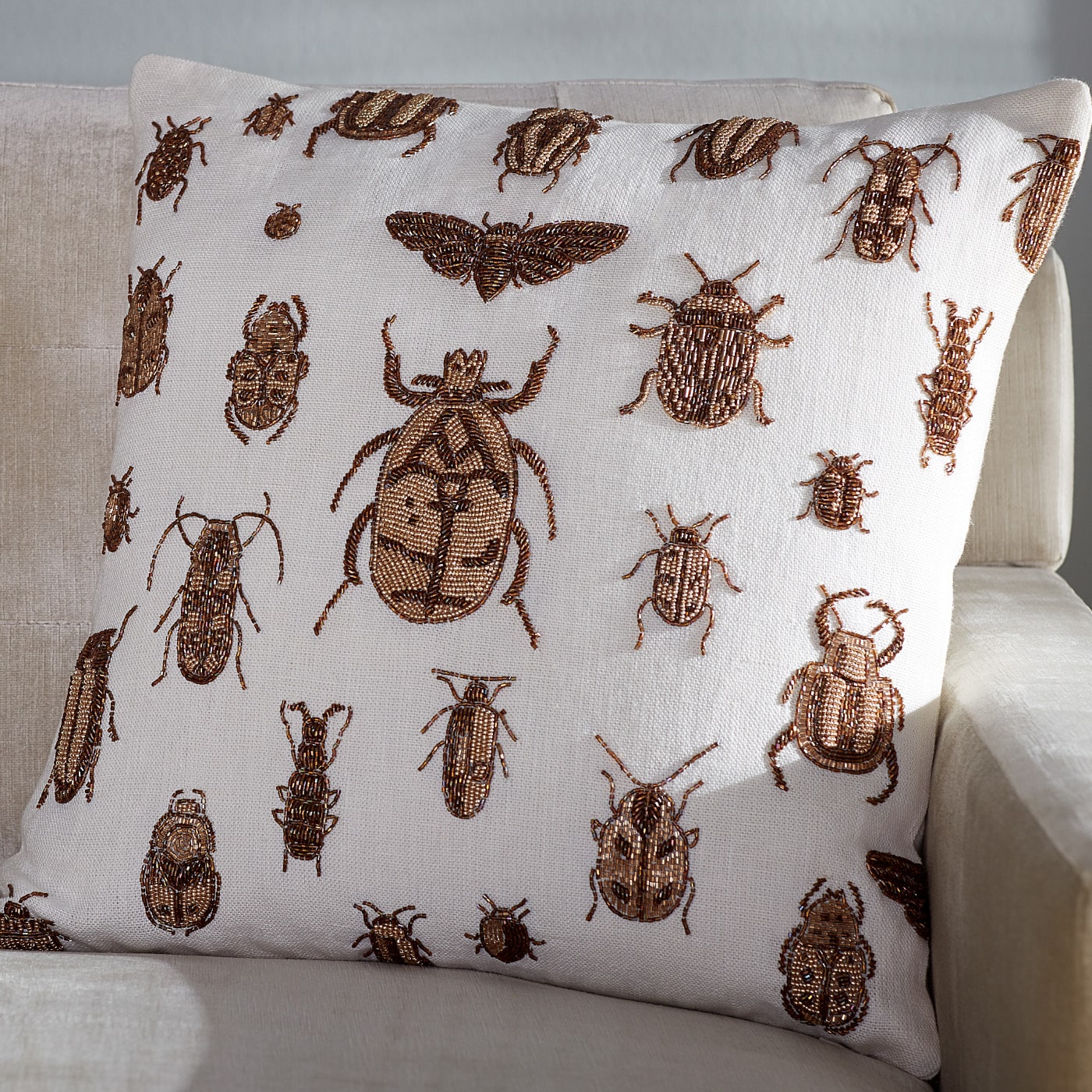 Botanical Specimen Pillow - Decorative Cushion with Floral & Plant Designs for Home Decor, Living Room, Bedroom, or Office - Perfect Gift for Nature Lovers
