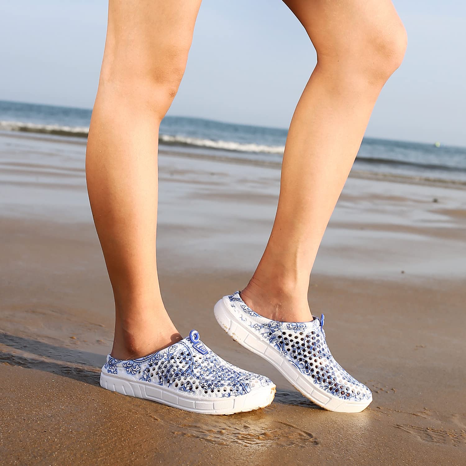 **Women's Garden Clogs - Breathable Water Shoes for Beach, Bathing, Walking & Travel | Comfortable Slip-On Footwear for Home, Pool & Outdoor Activities**