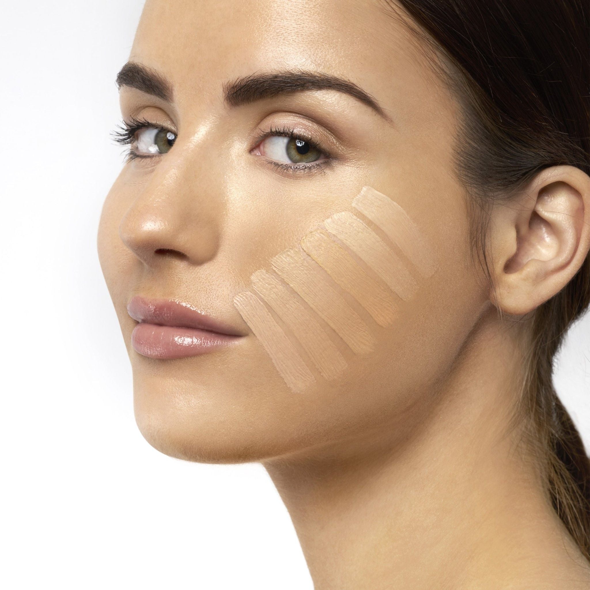 Dream Tint Tinted Moisturizer with SPF 15 - Lightweight Hydrating Foundation & Sun Protection for Daily Wear | Perfect for Work, Gym & Outdoor Activities