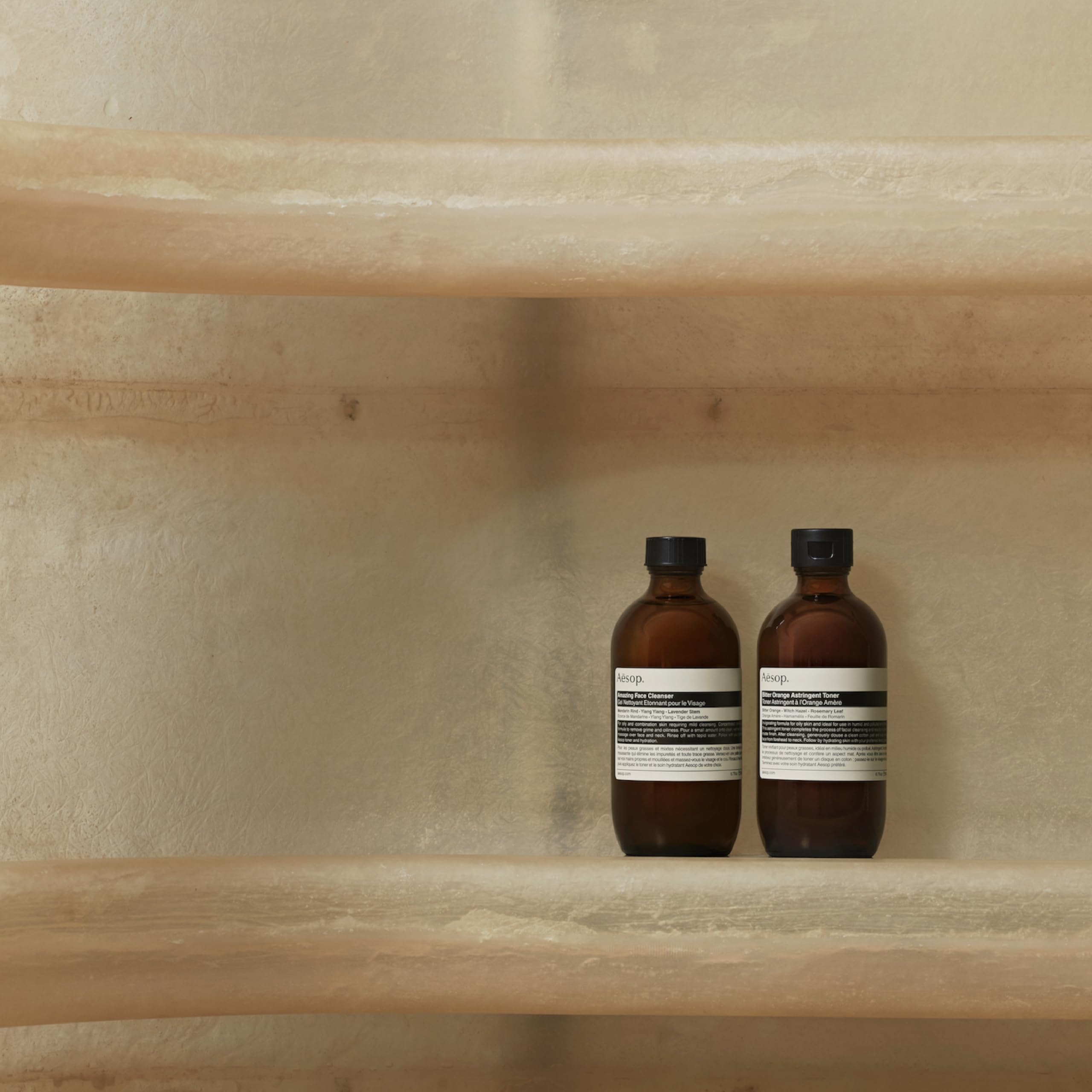 Aesop Amazing Face Cleanser - Non-Drying, Concentrated Low Foam Daily Facial Cleanser | Gently Removes Oil & Impurities While Maintaining Skin's Natural Balance | 6.7 oz (200ml) | Perfect for Morning & Night Skincare Routine