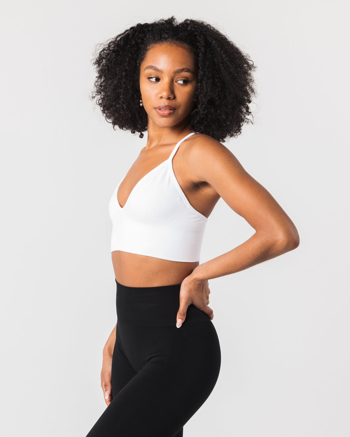 Seamless Ribbed Bra for Women - Comfortable Wireless Bralette, Soft Stretchy Fabric, Perfect for Yoga, Lounge & Everyday Wear - White