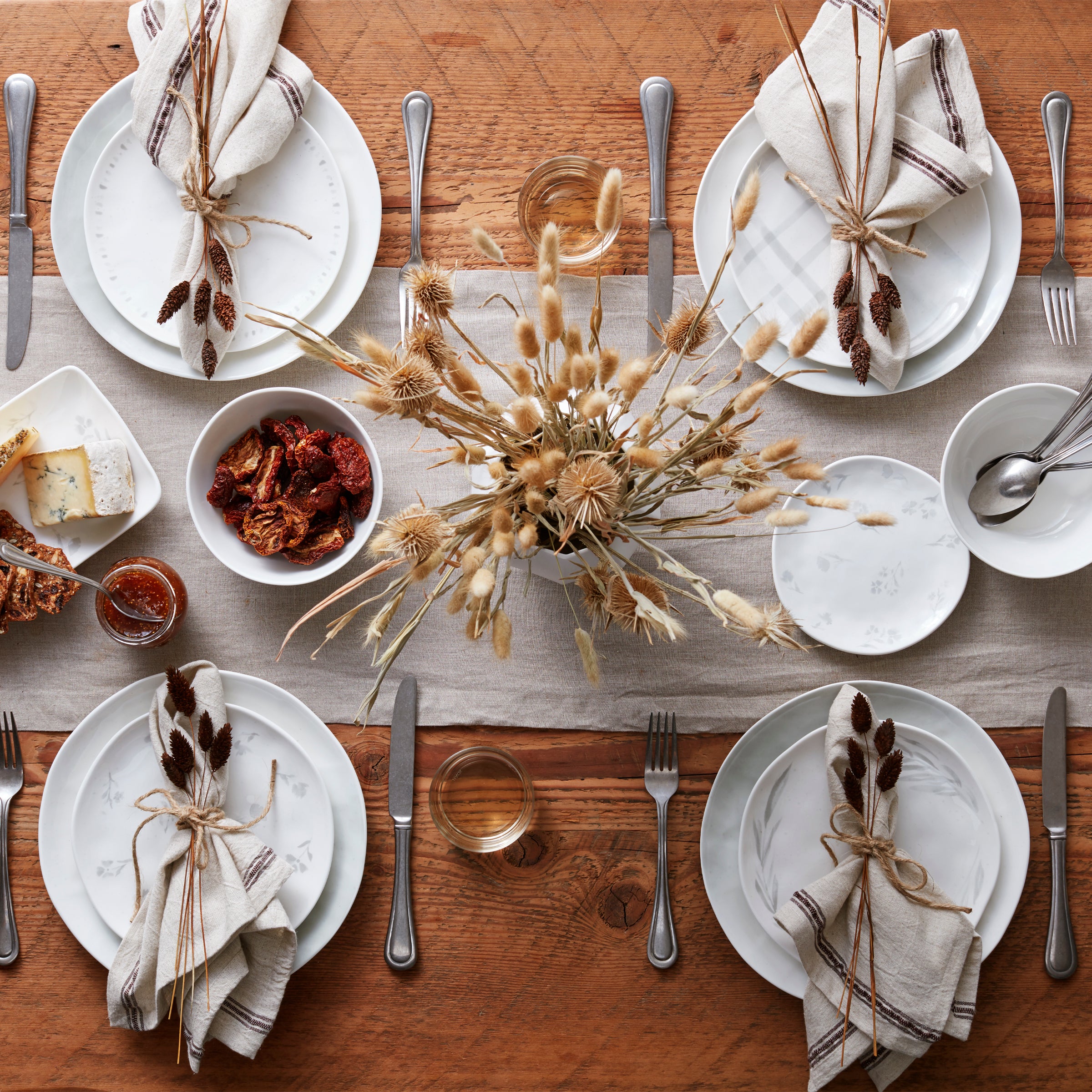 Premium Oyster Bay 12-Piece Dinnerware Set - Porcelain Plates, Bowls & Mugs - Elegant Dinner Set for Family Dining, Entertaining & Special Occasions