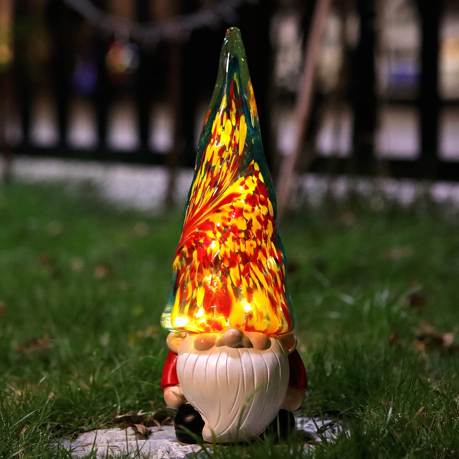 REYISO 11.4'' Solar-Powered Garden Gnome Statue with Warm White LED Lights - Weather-Resistant Outdoor Decor for Yard, Lawn & Patio - Perfect for Nighttime Landscape Lighting & Holiday Decorations